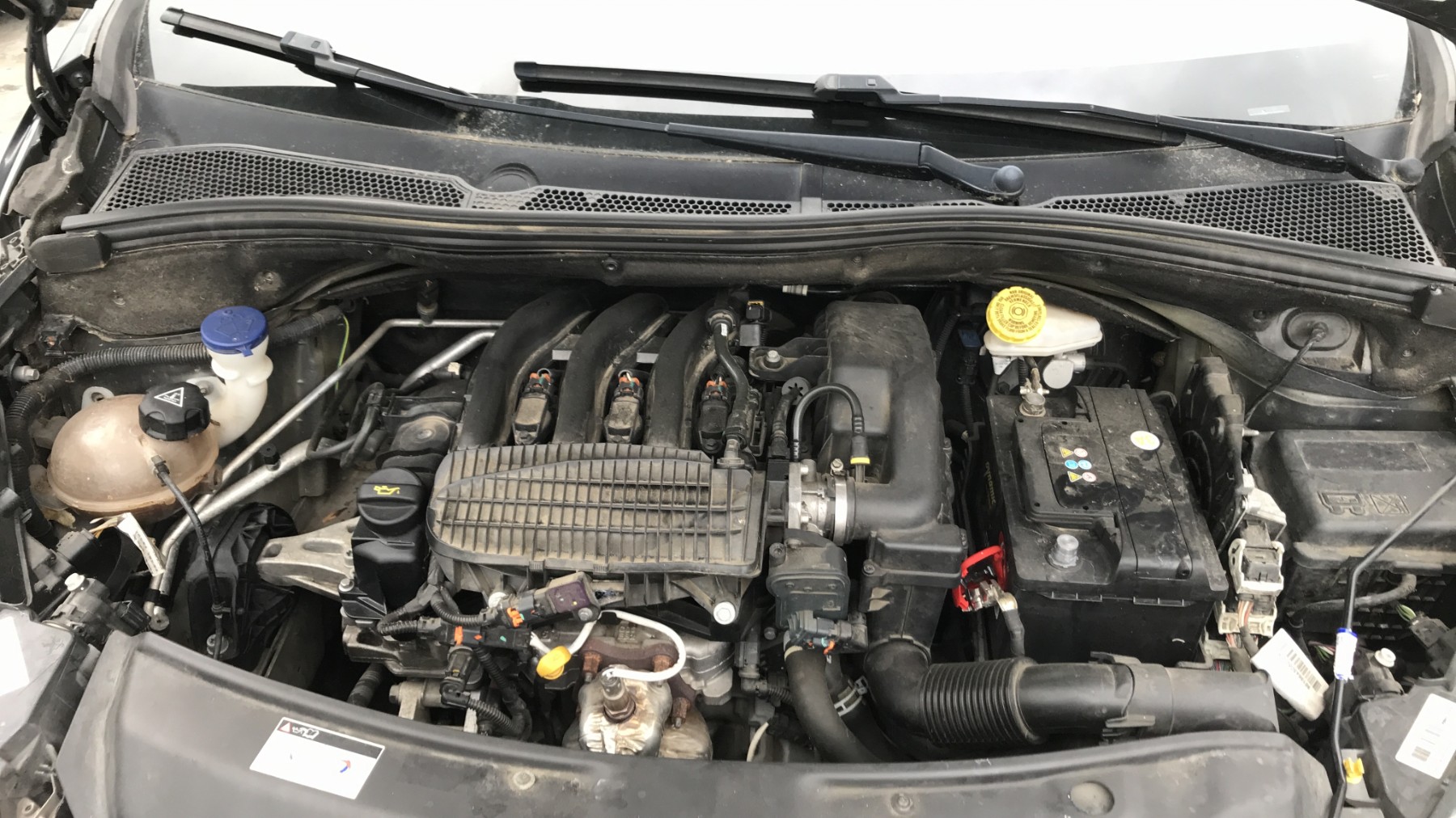 Image PEUGEOT 208 1