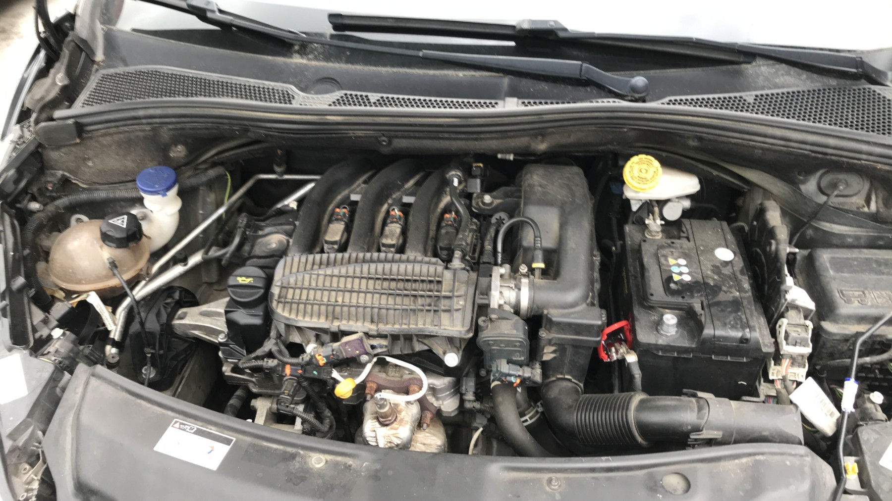 Image PEUGEOT 208 1