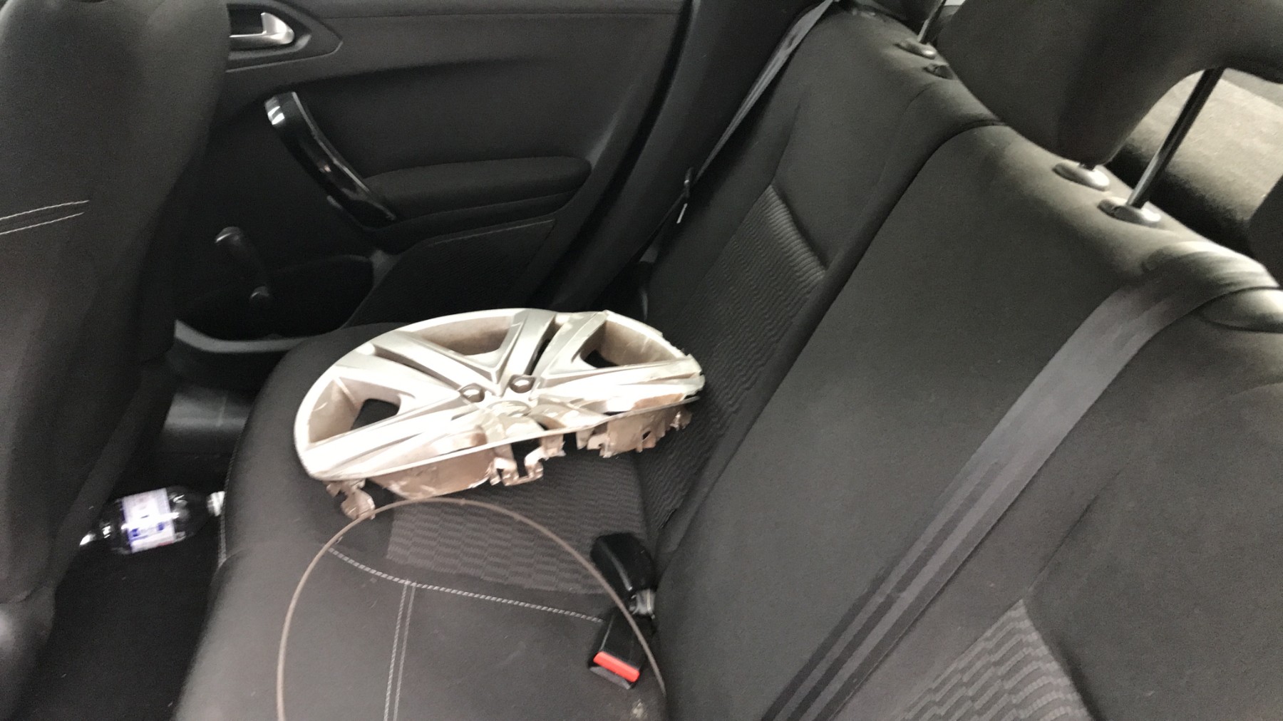 Image PEUGEOT 208 1