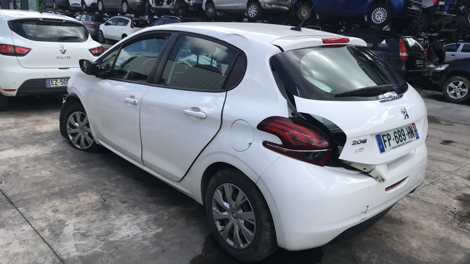 Image PEUGEOT 208 1
