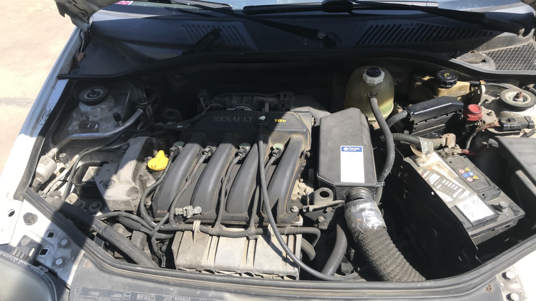 Image RENAULT CLIO 2
