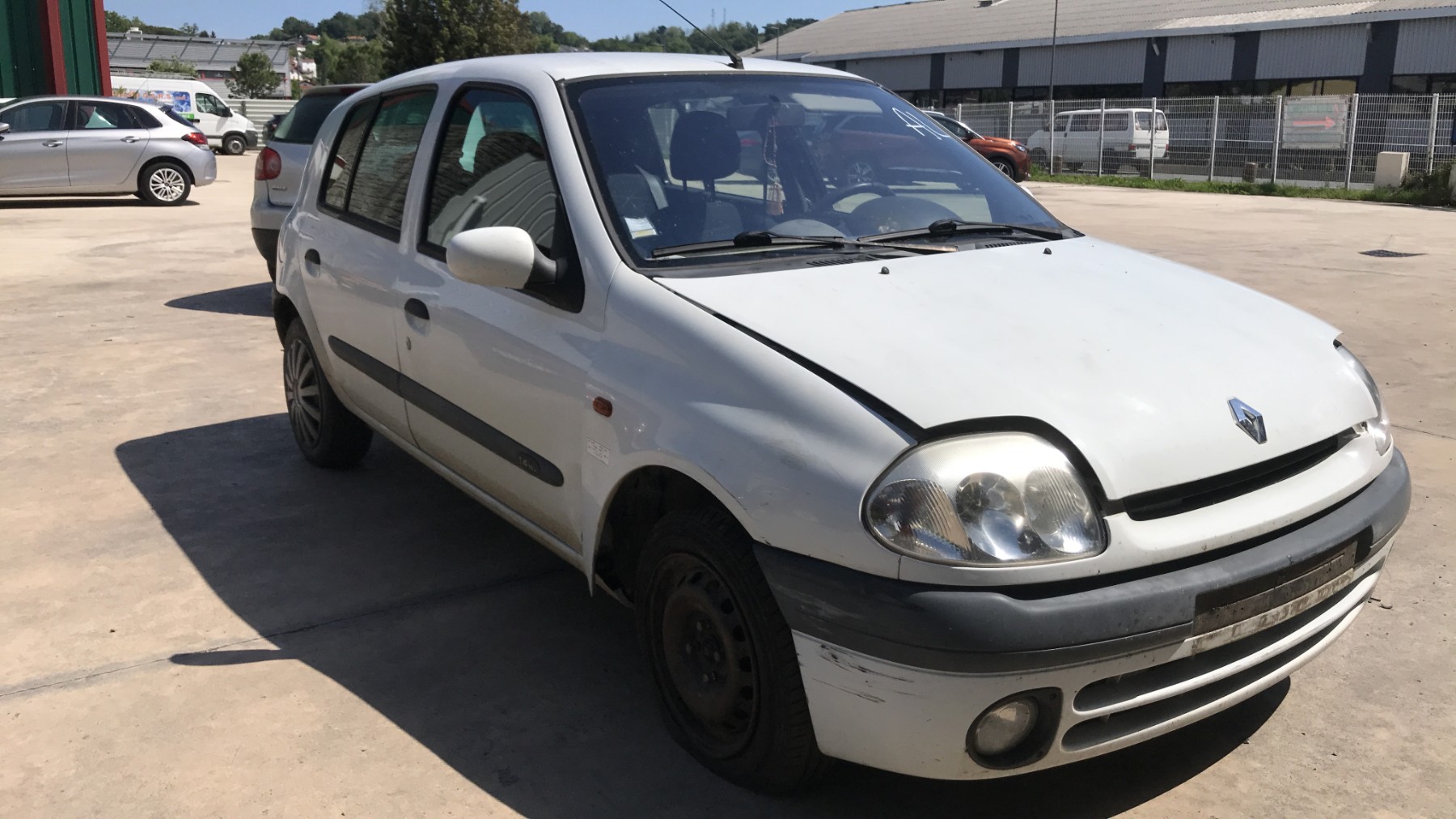 Image RENAULT CLIO 2