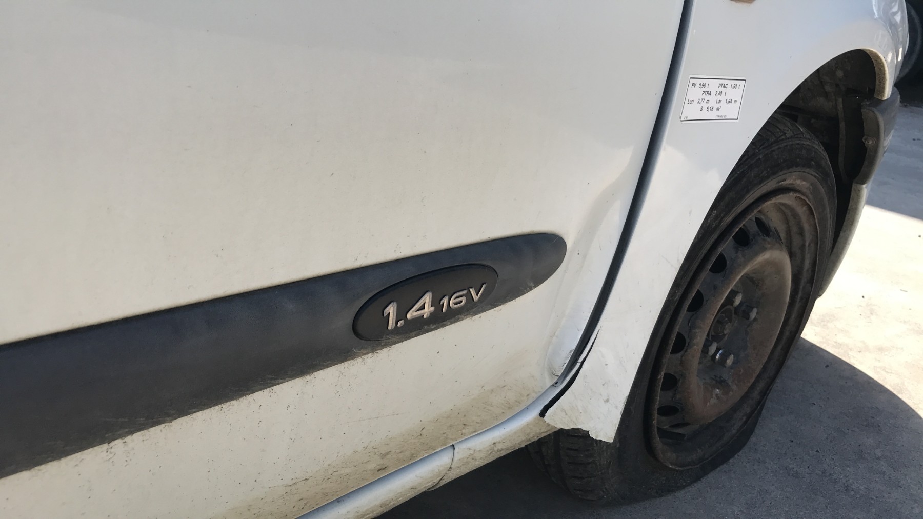 Image RENAULT CLIO 2
