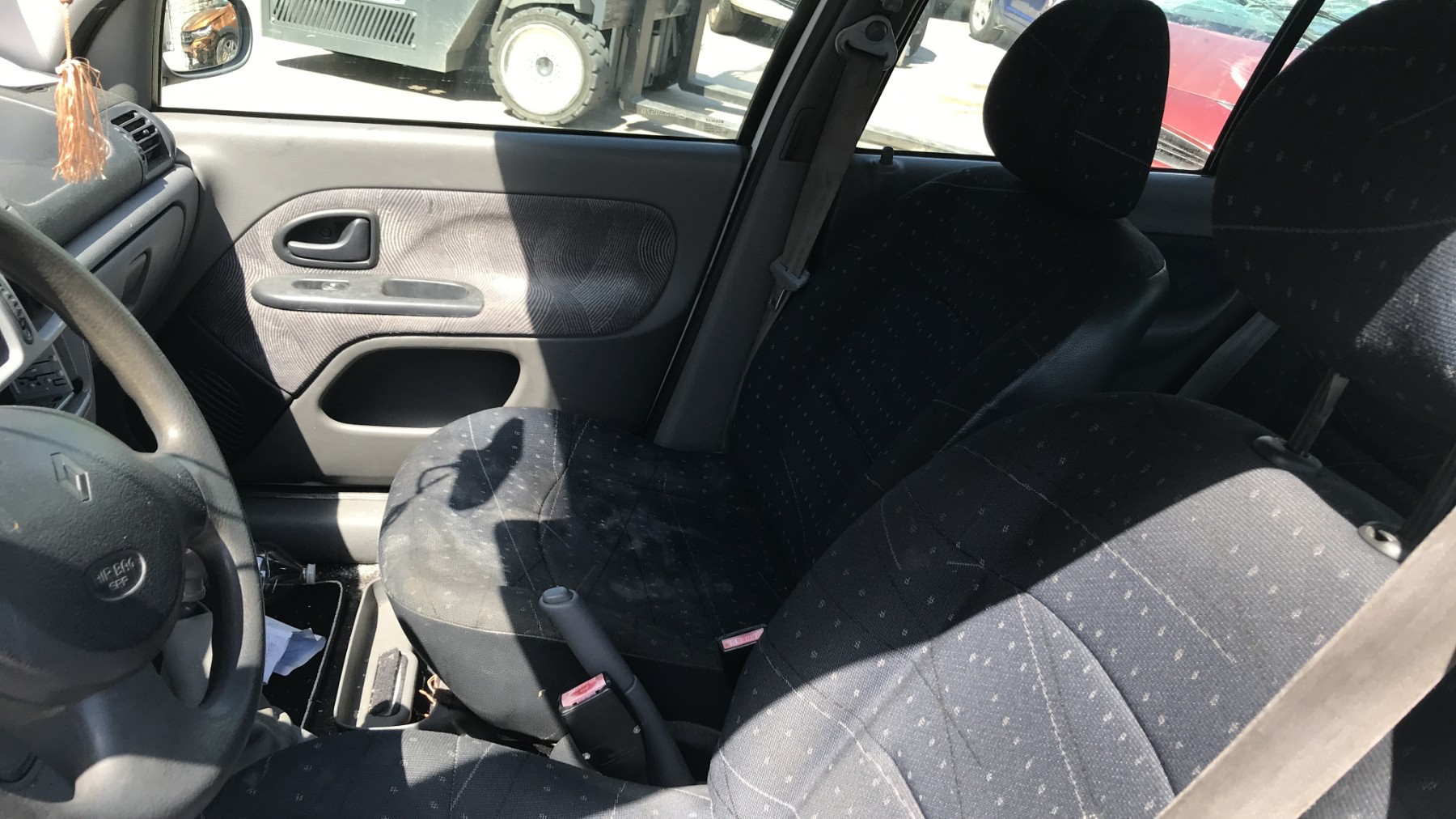 Image RENAULT CLIO 2
