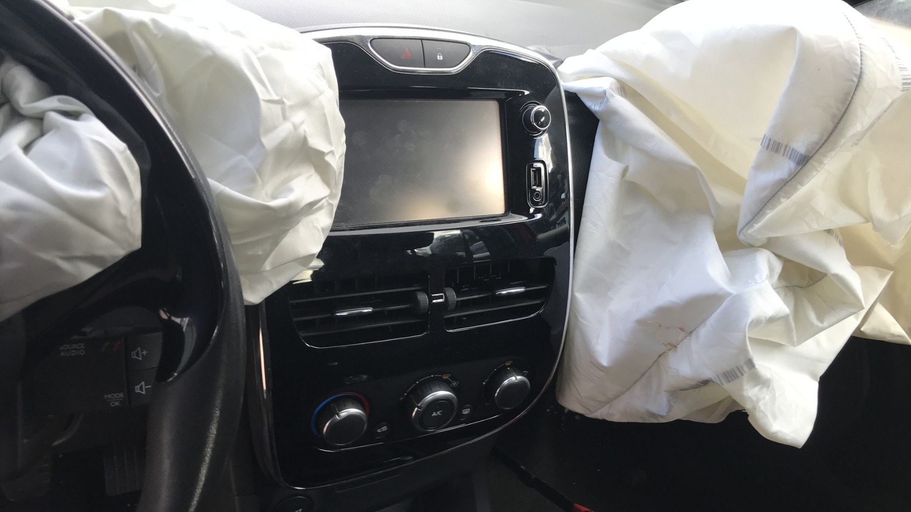 Image RENAULT CLIO 4