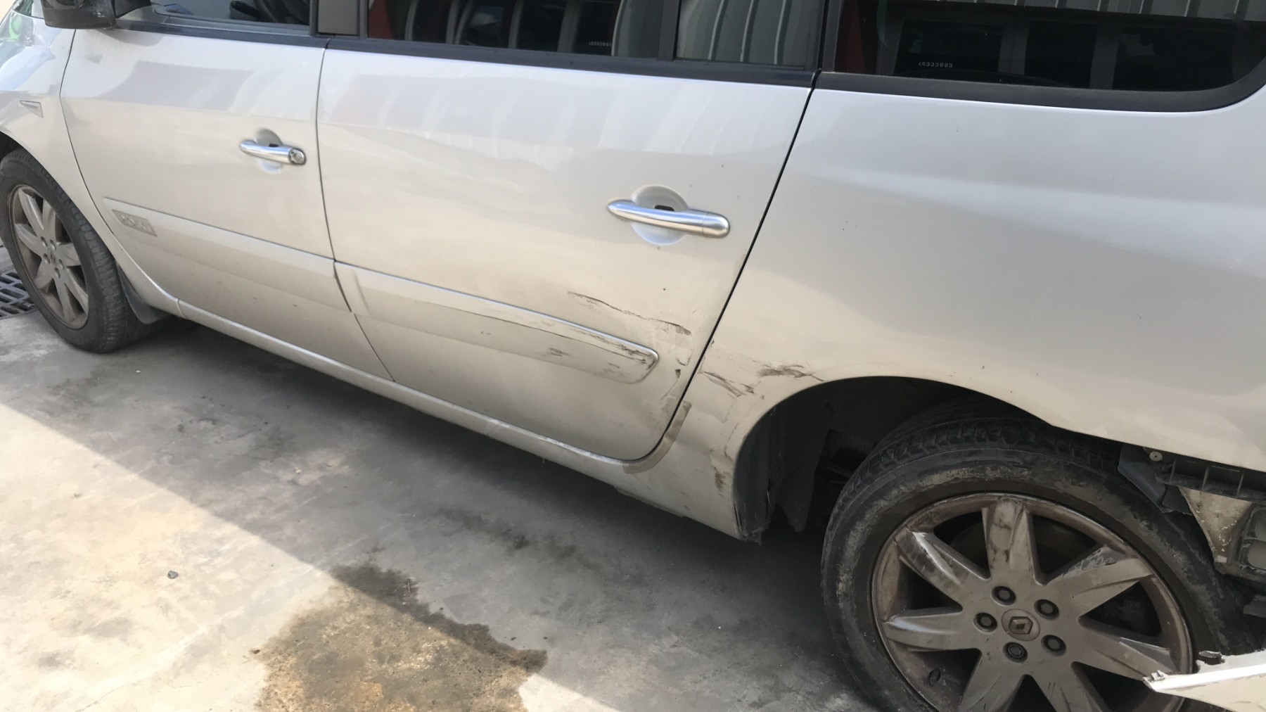 Image RENAULT GRAND ESPACE 4