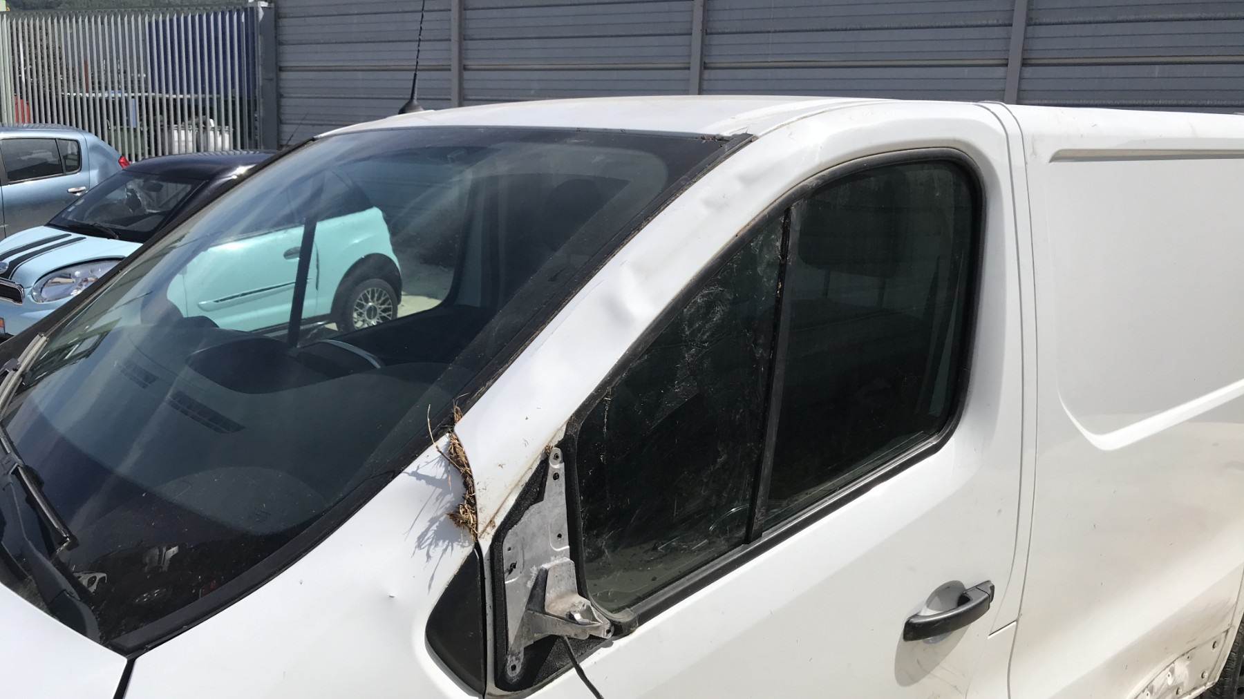 Image RENAULT TRAFIC 3 COURT