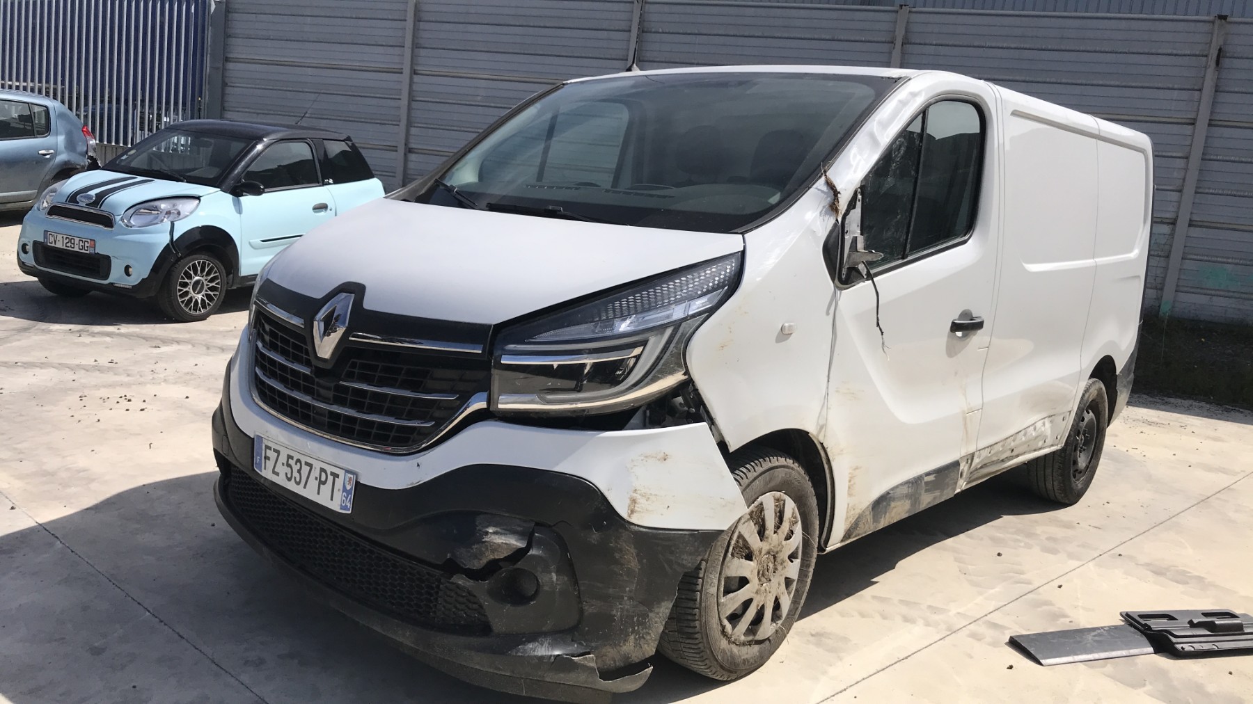 Image RENAULT TRAFIC 3 COURT