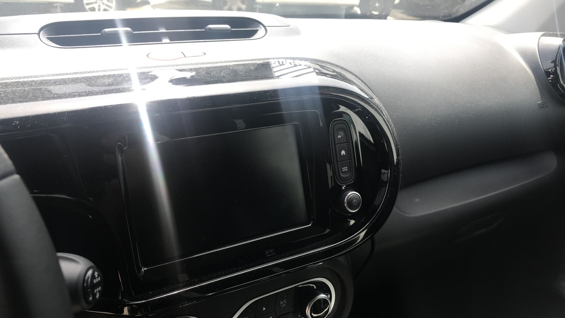 Image RENAULT TWINGO 3