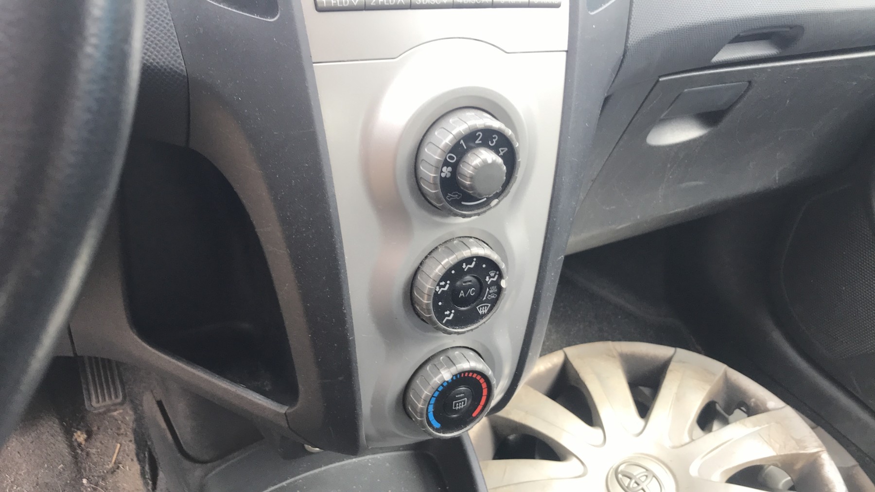 Image TOYOTA YARIS 2