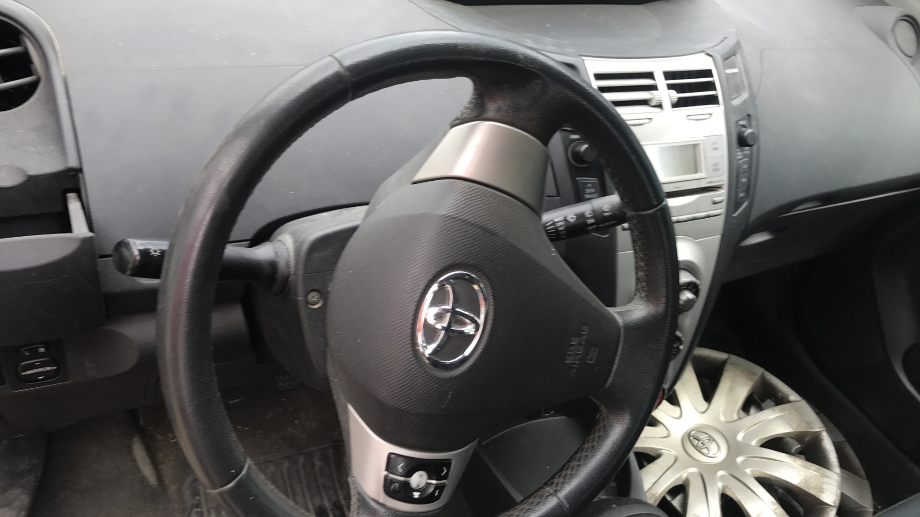 Image TOYOTA YARIS 2