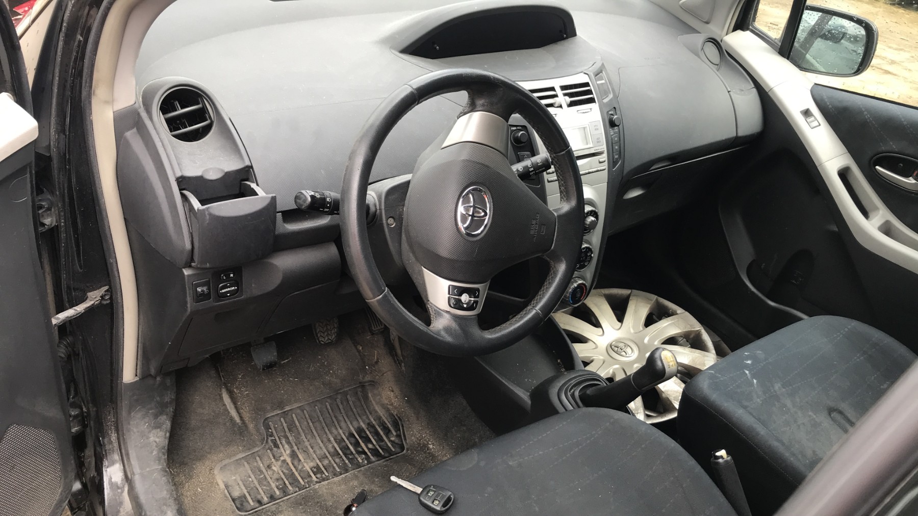 Image TOYOTA YARIS 2