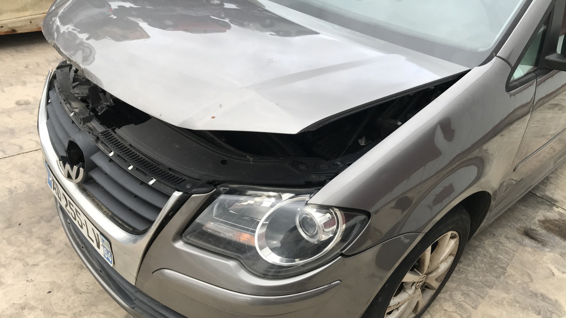 Image VOLKSWAGEN TOURAN 1