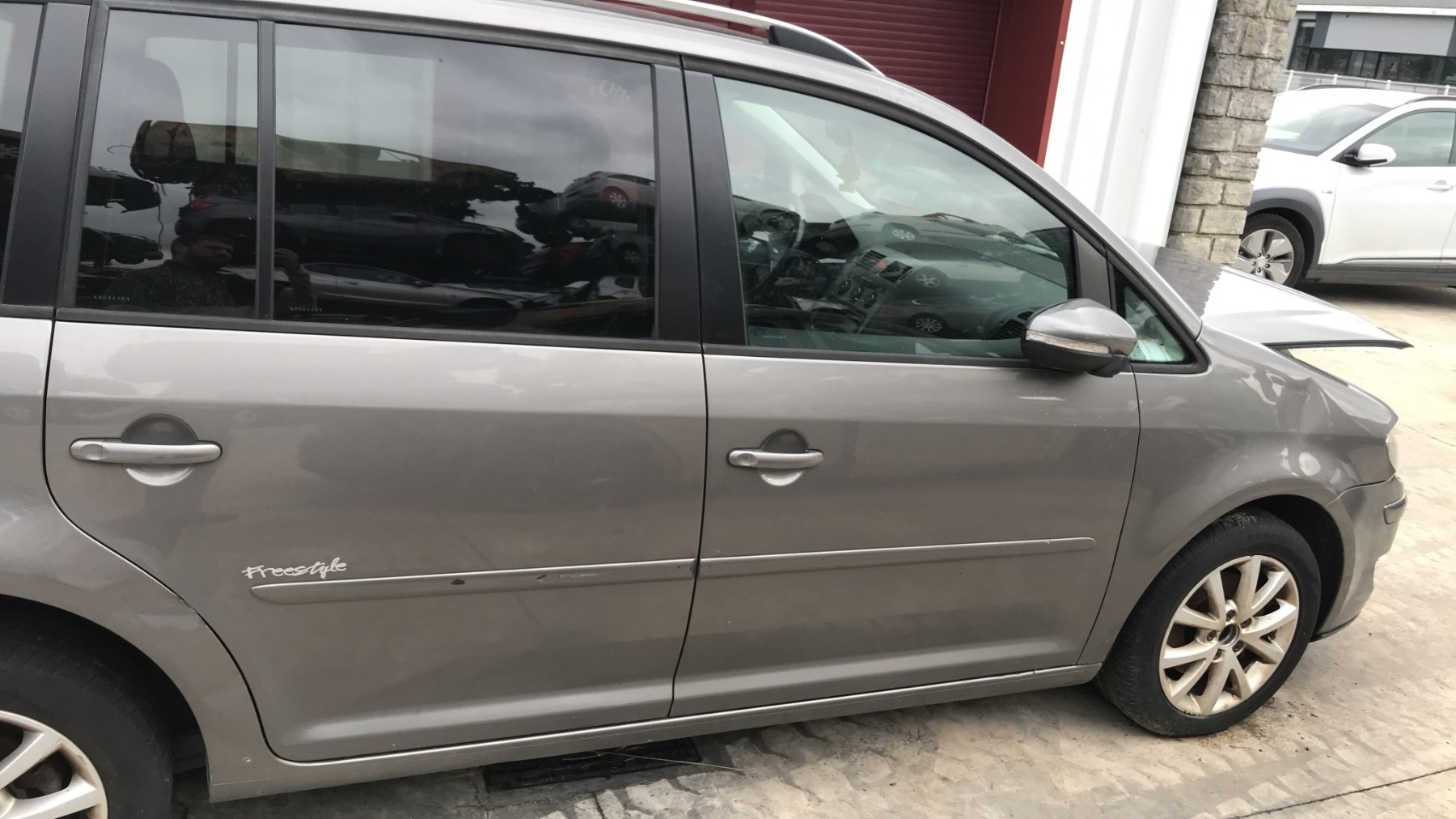 Image VOLKSWAGEN TOURAN 1