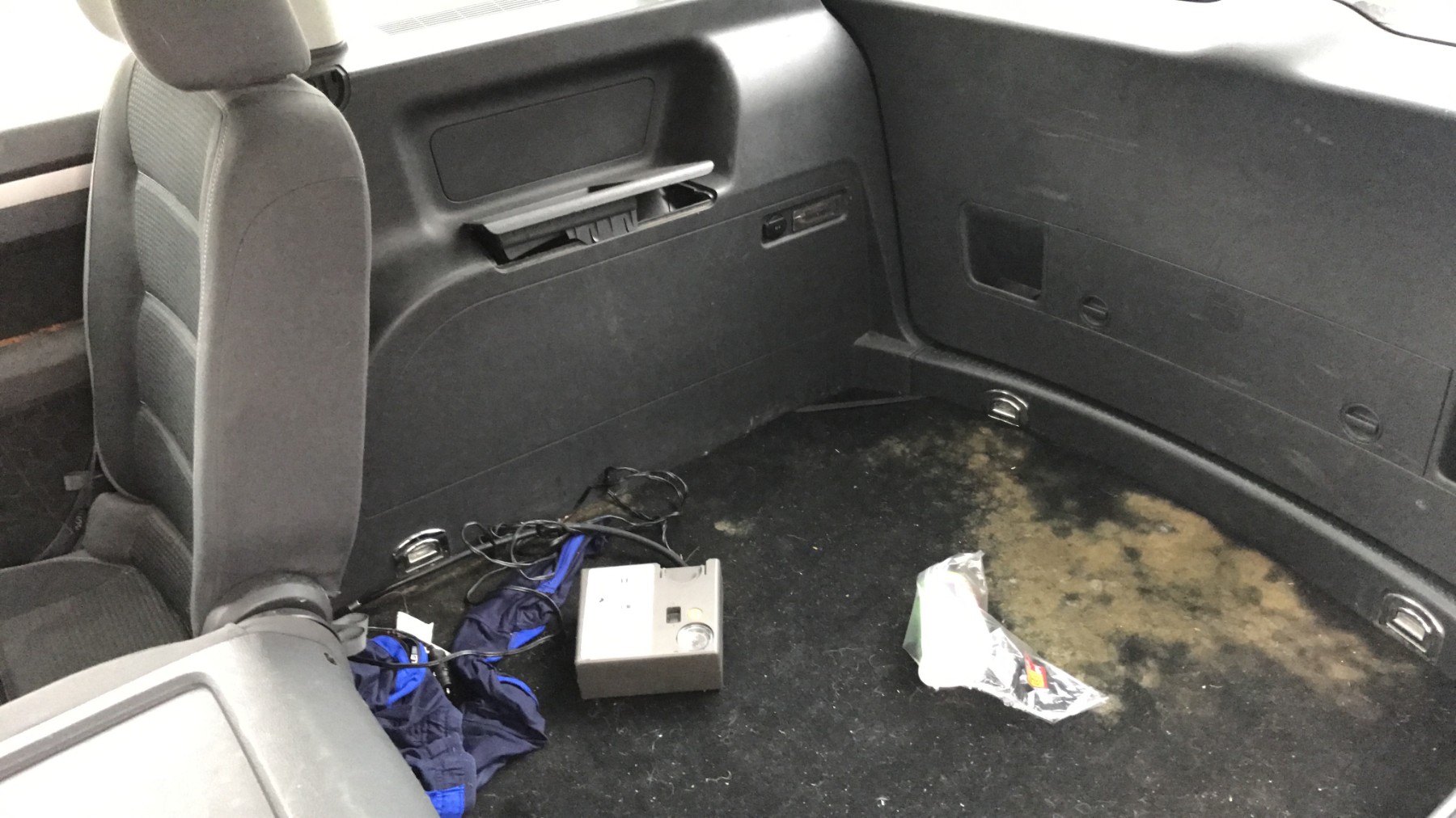 Image VOLKSWAGEN TOURAN 1
