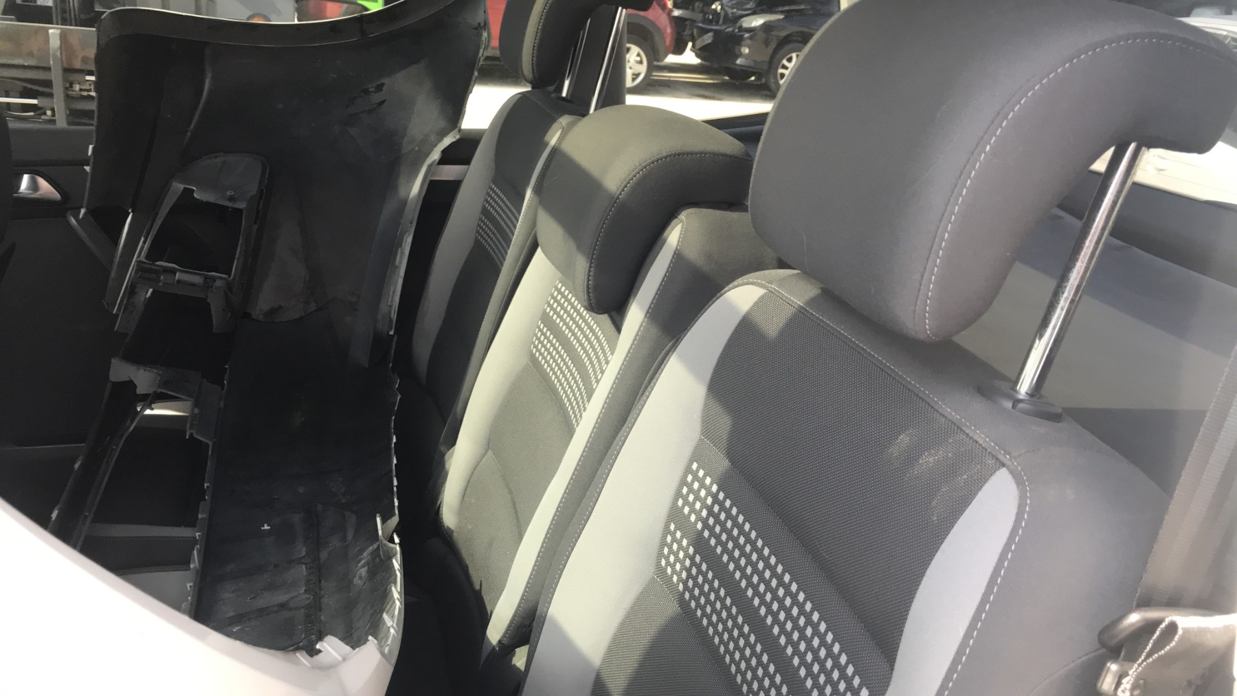 Image VOLKSWAGEN TOURAN 2