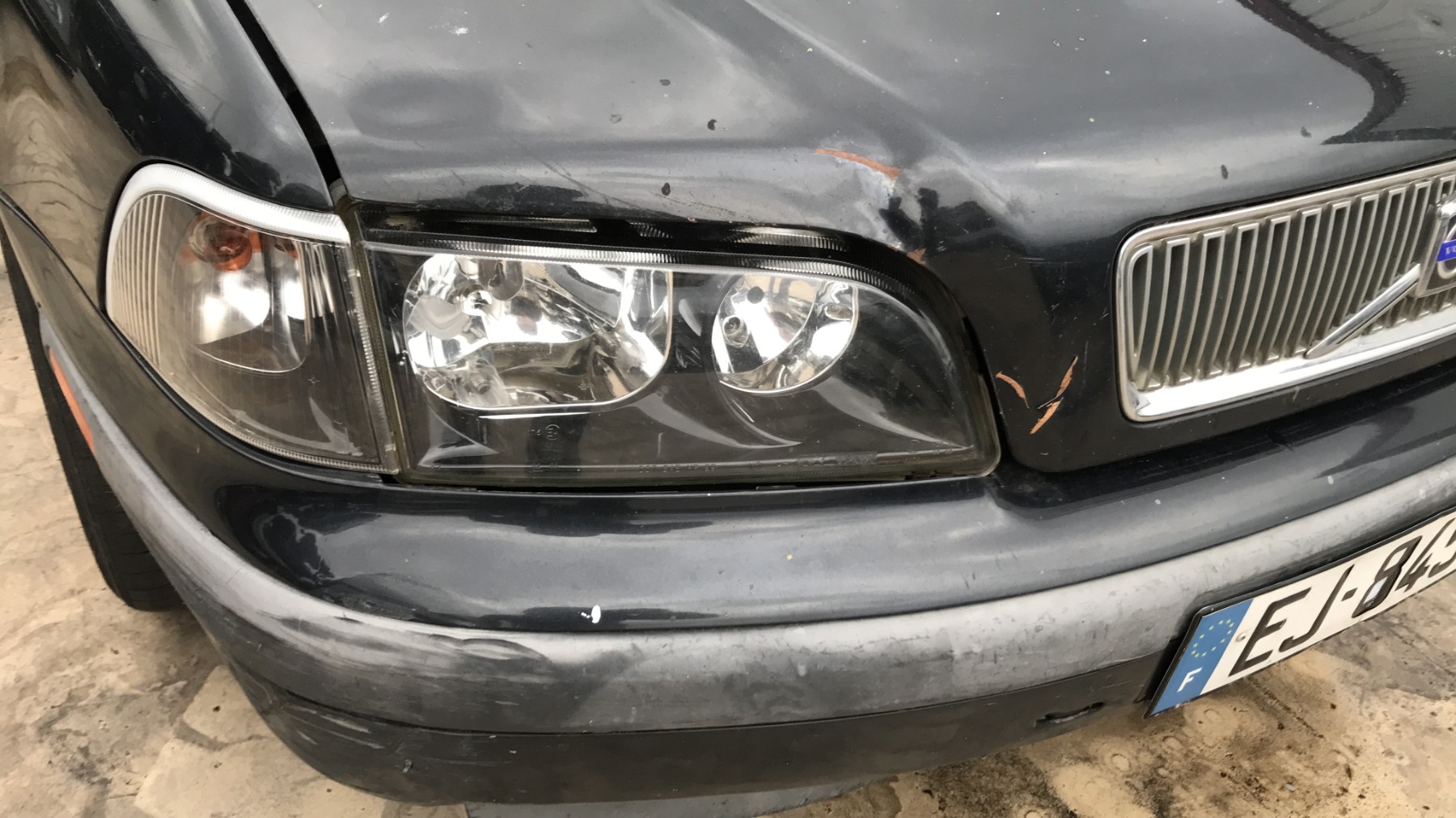 Image VOLVO V 40 1