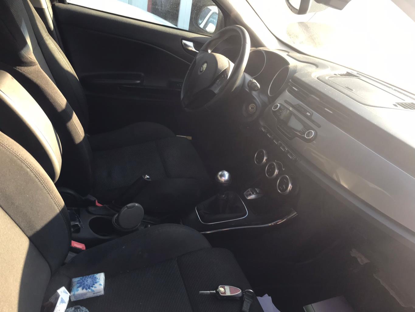 Image ALFA ROMEO GIULIETTA 2