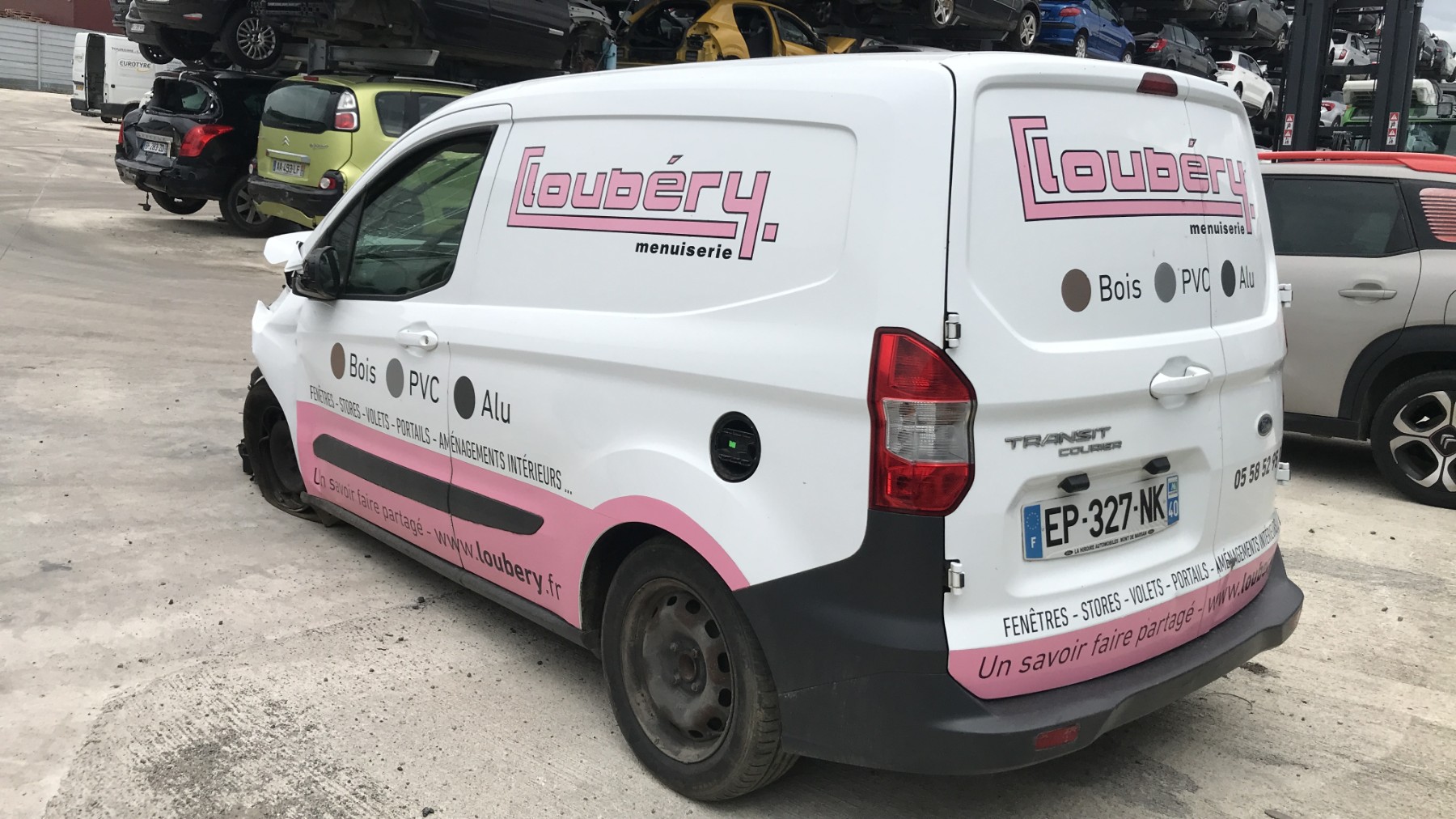 Image FORD TRANSIT COURIER 1