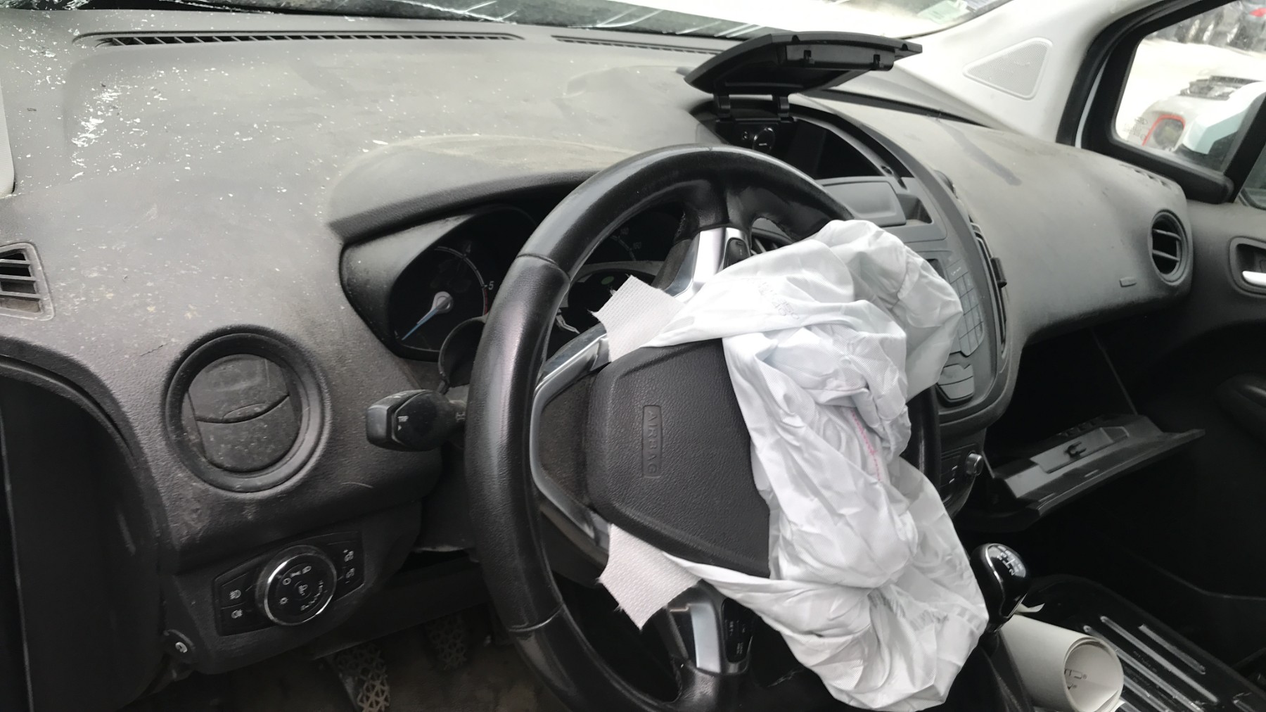 Image FORD TRANSIT COURIER 1