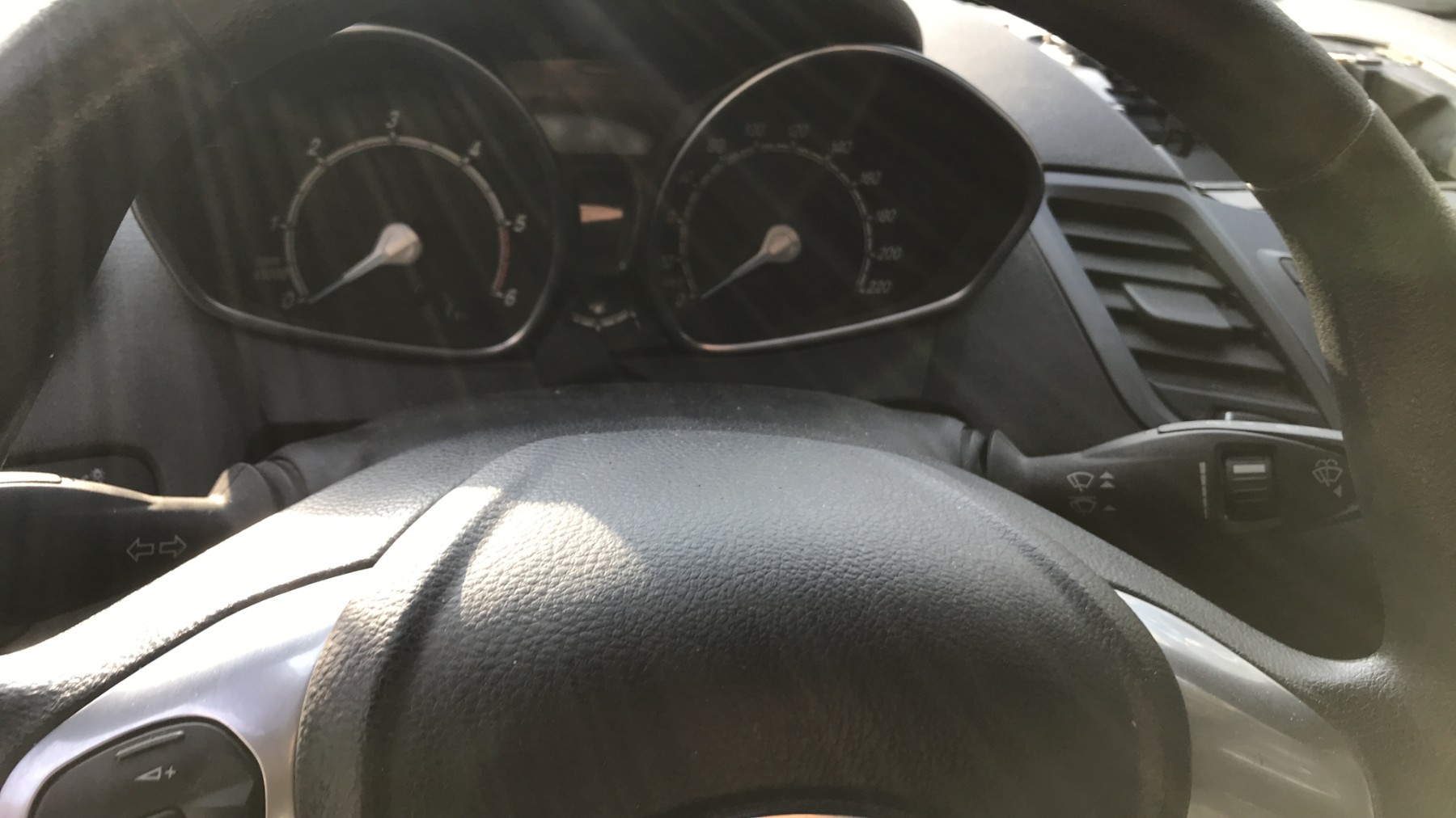 Image FORD FIESTA 6