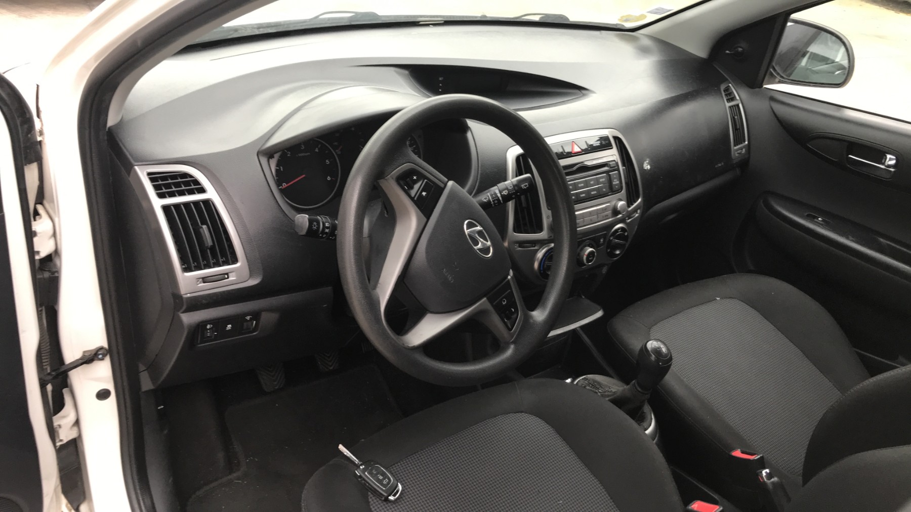 Image HYUNDAI I 20 1
