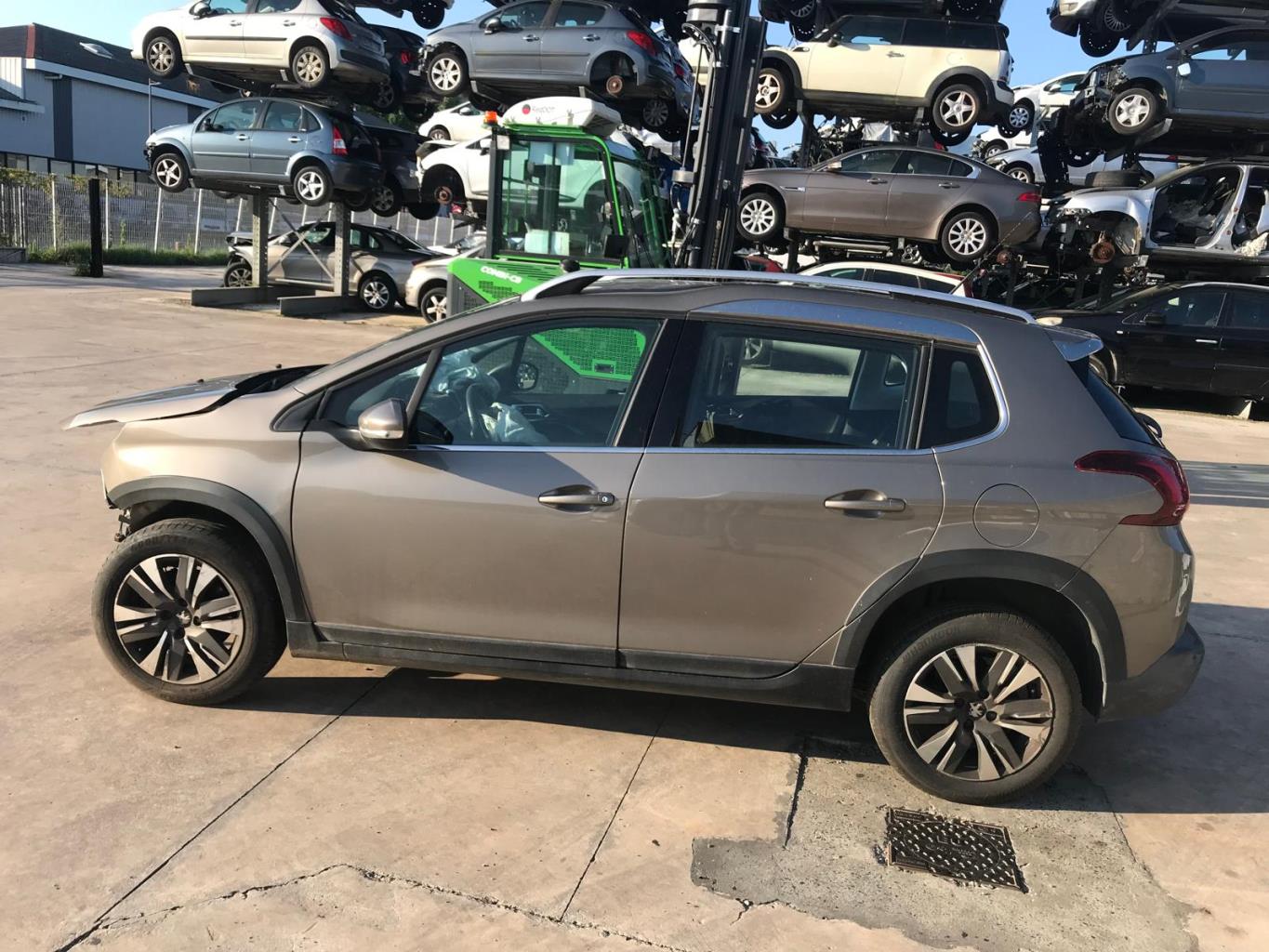 Image PEUGEOT 2008 1