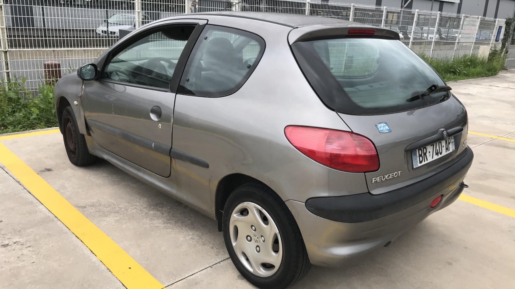 Image PEUGEOT 206