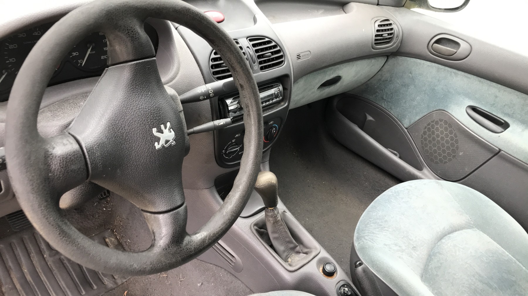 Image PEUGEOT 206