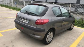 Pièce Auto