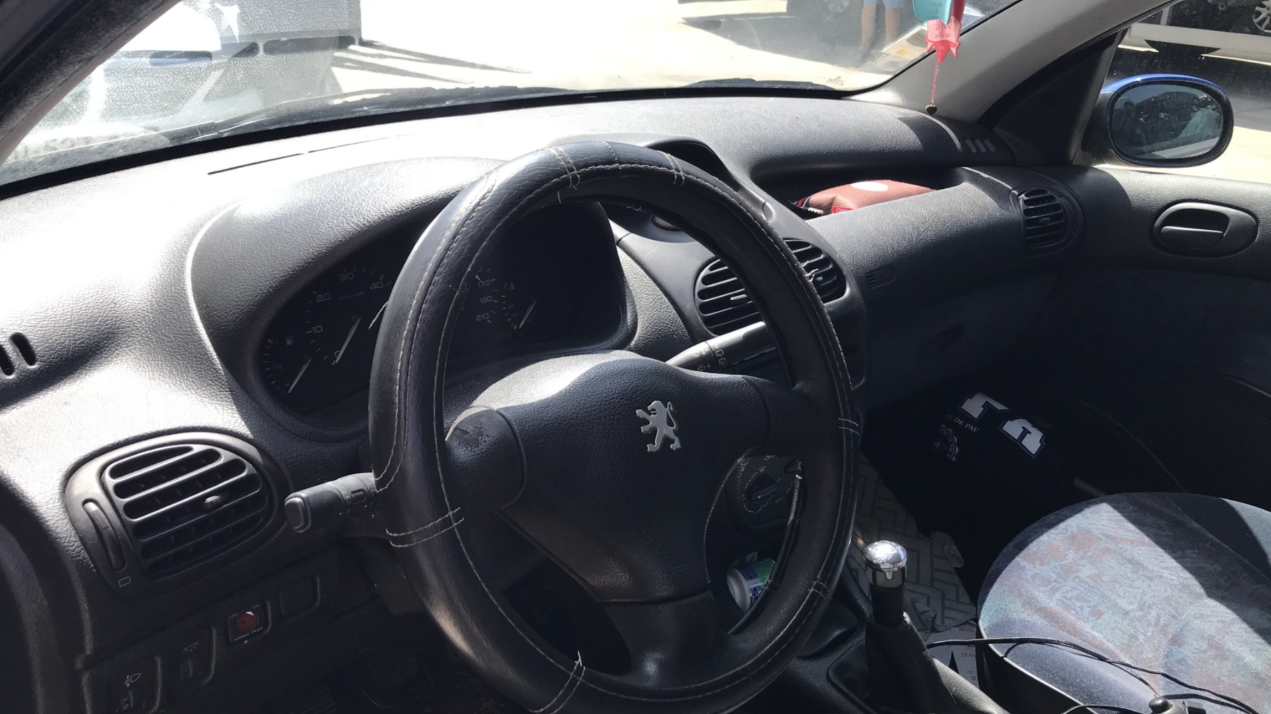 Image PEUGEOT 206