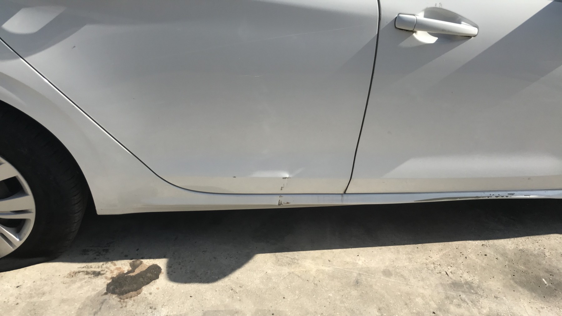 Image PEUGEOT 208 1