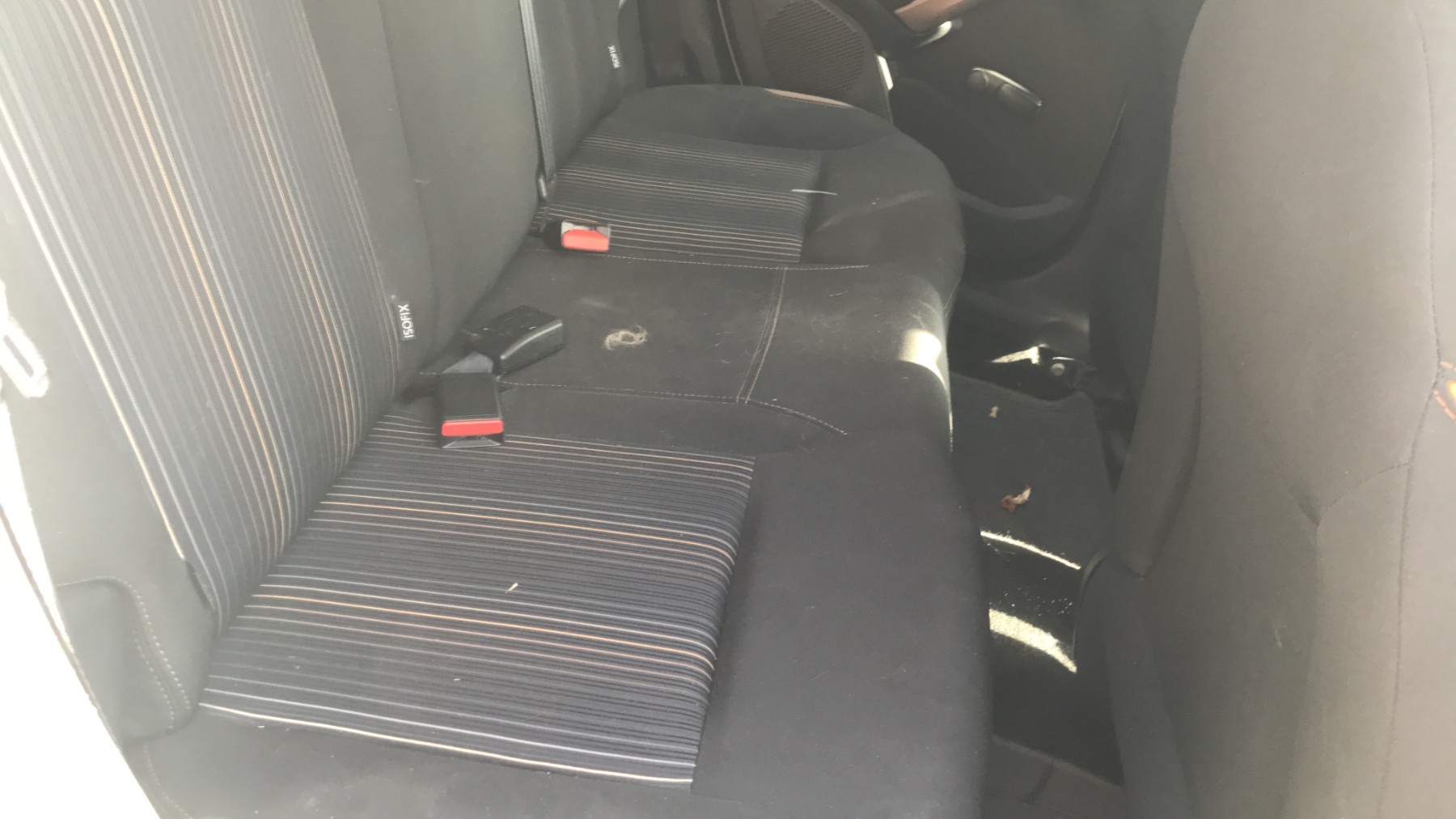 Image PEUGEOT 208 1