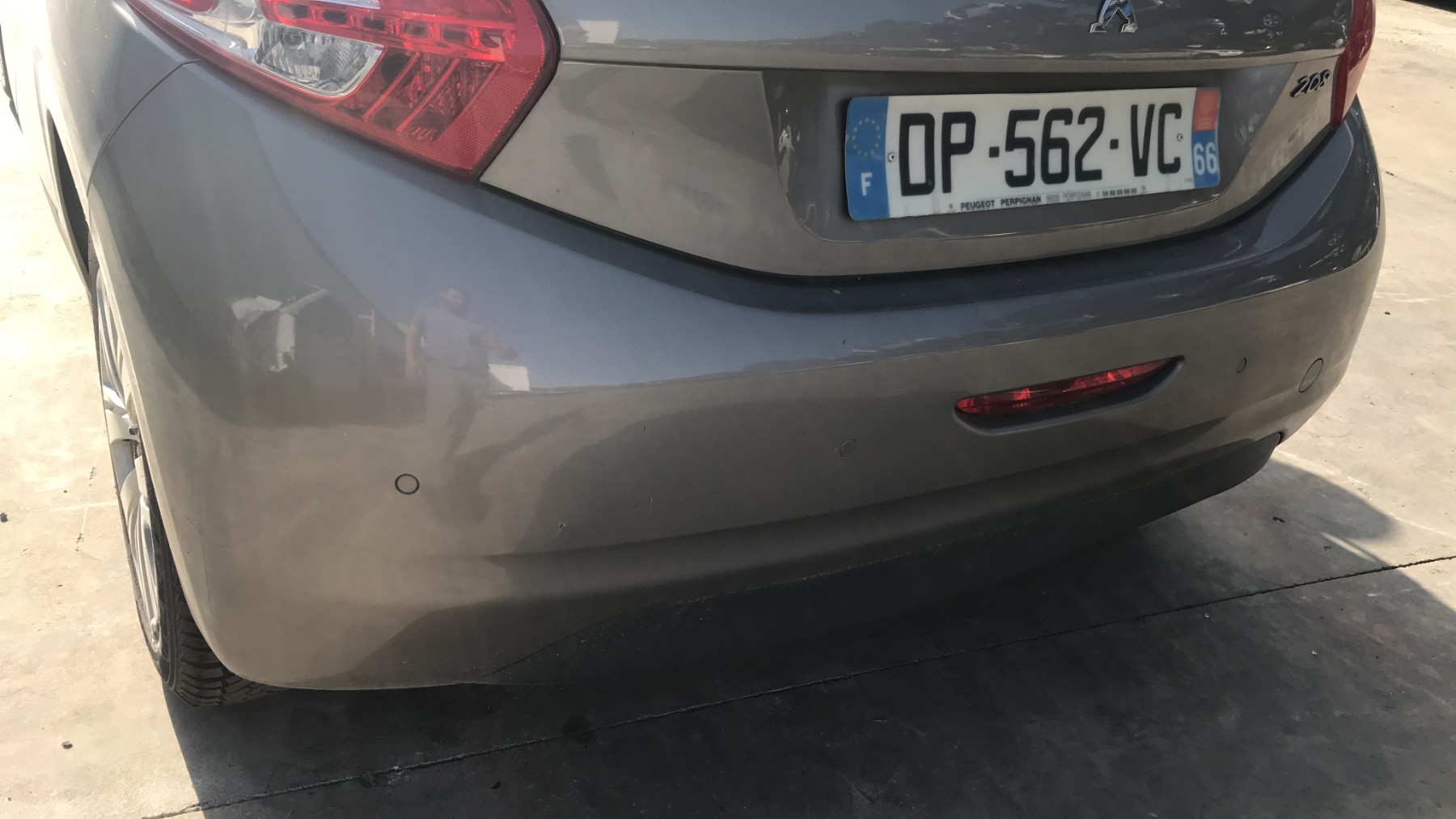 Image PEUGEOT 208 1