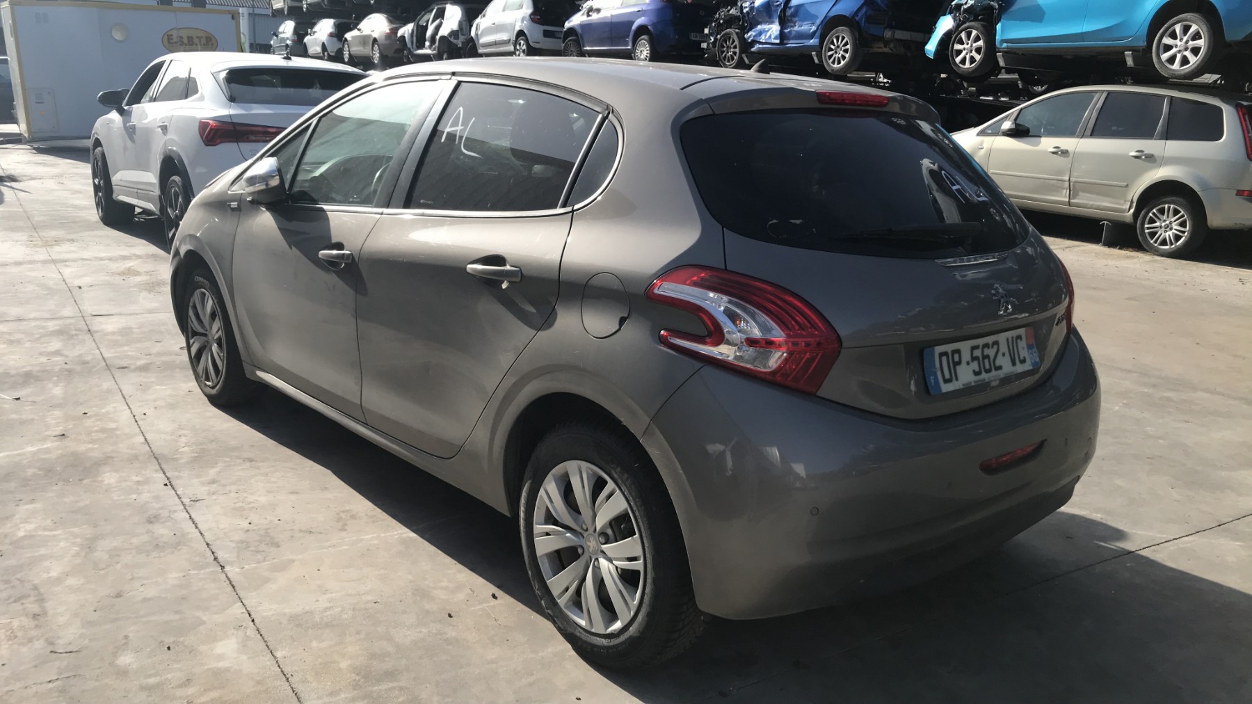 Image PEUGEOT 208 1