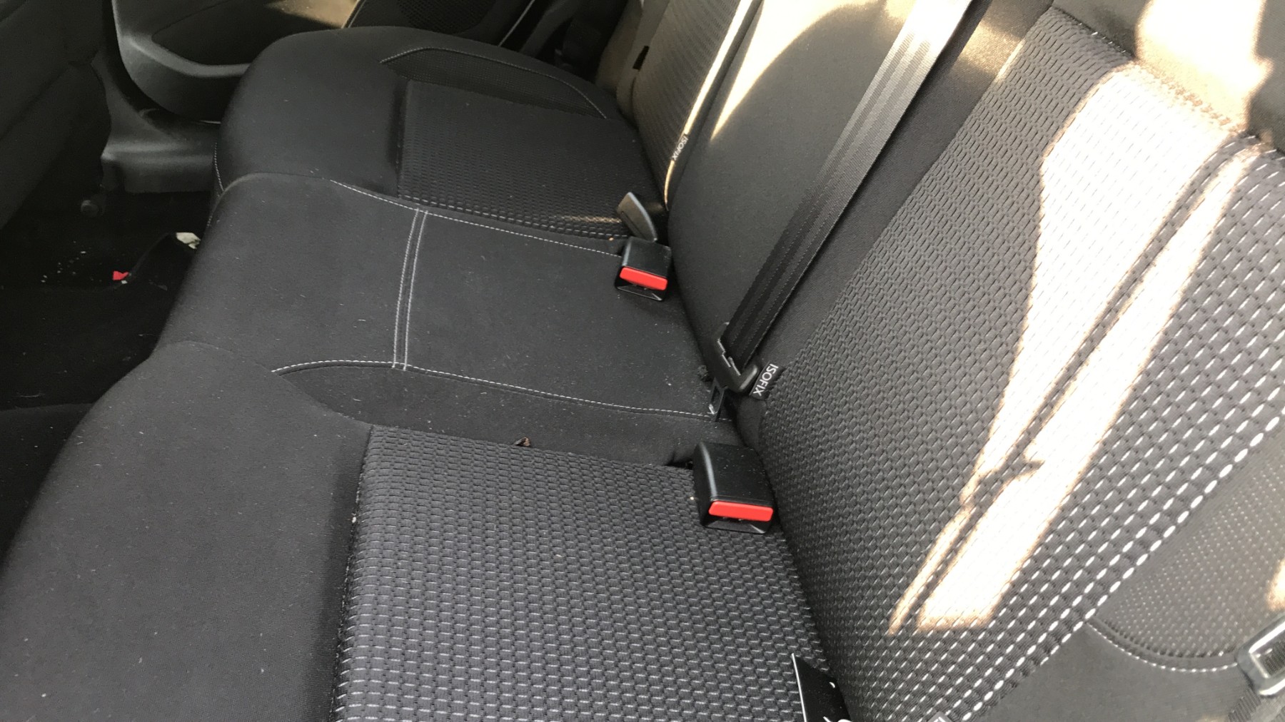Image PEUGEOT 208 1