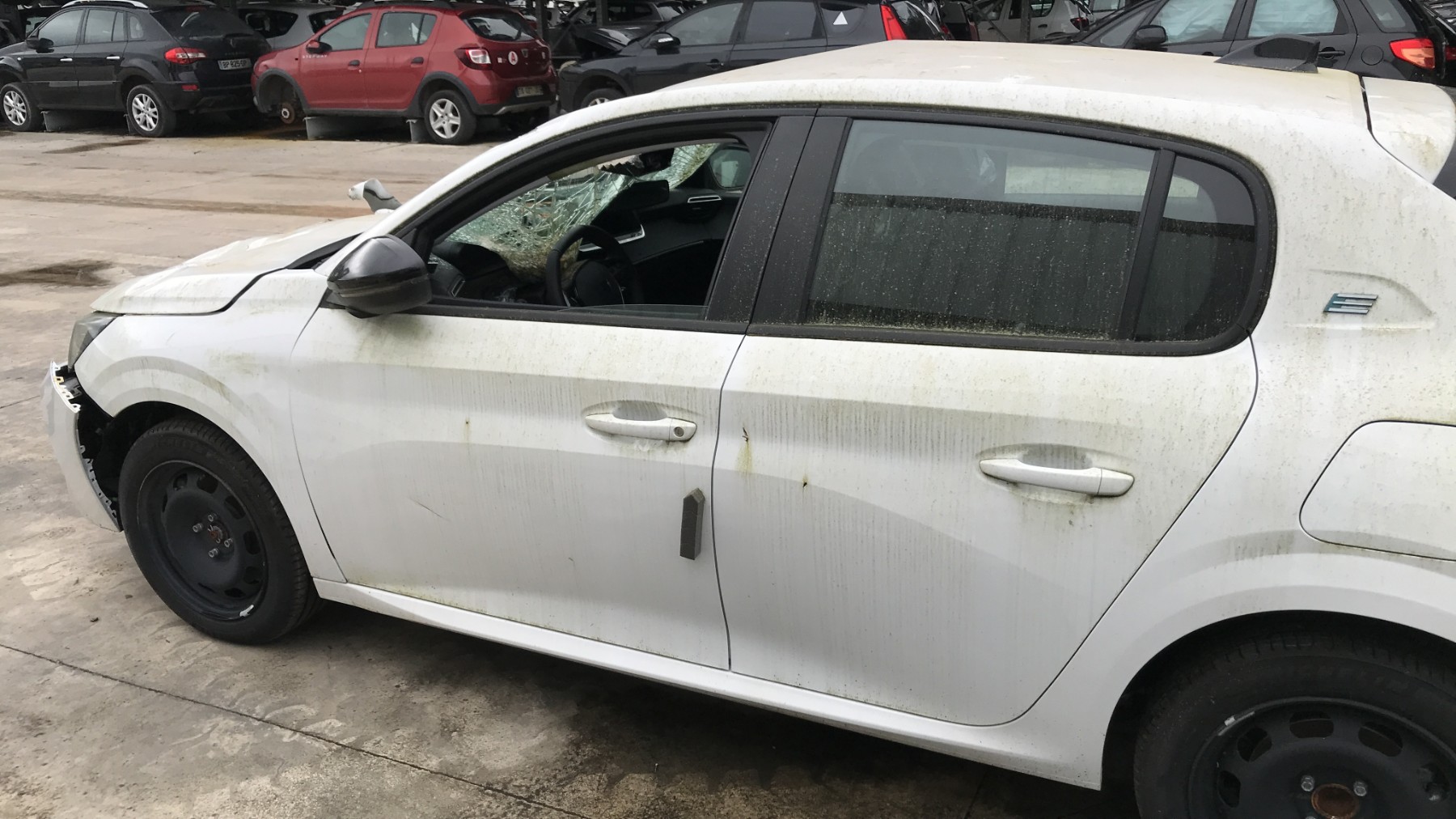 Image PEUGEOT 208 2