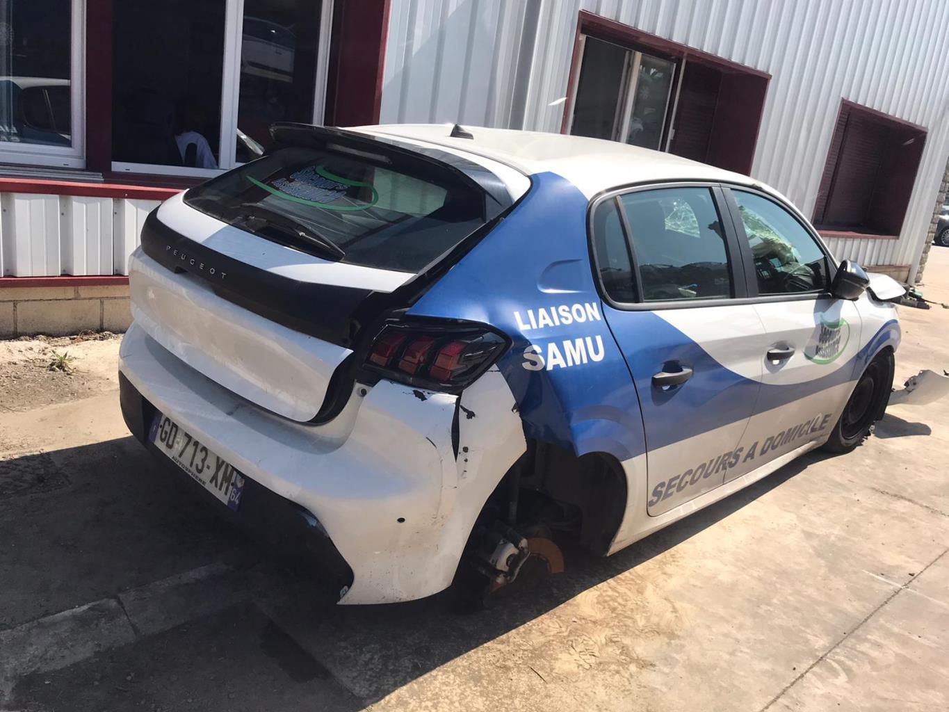 Image PEUGEOT 208 2