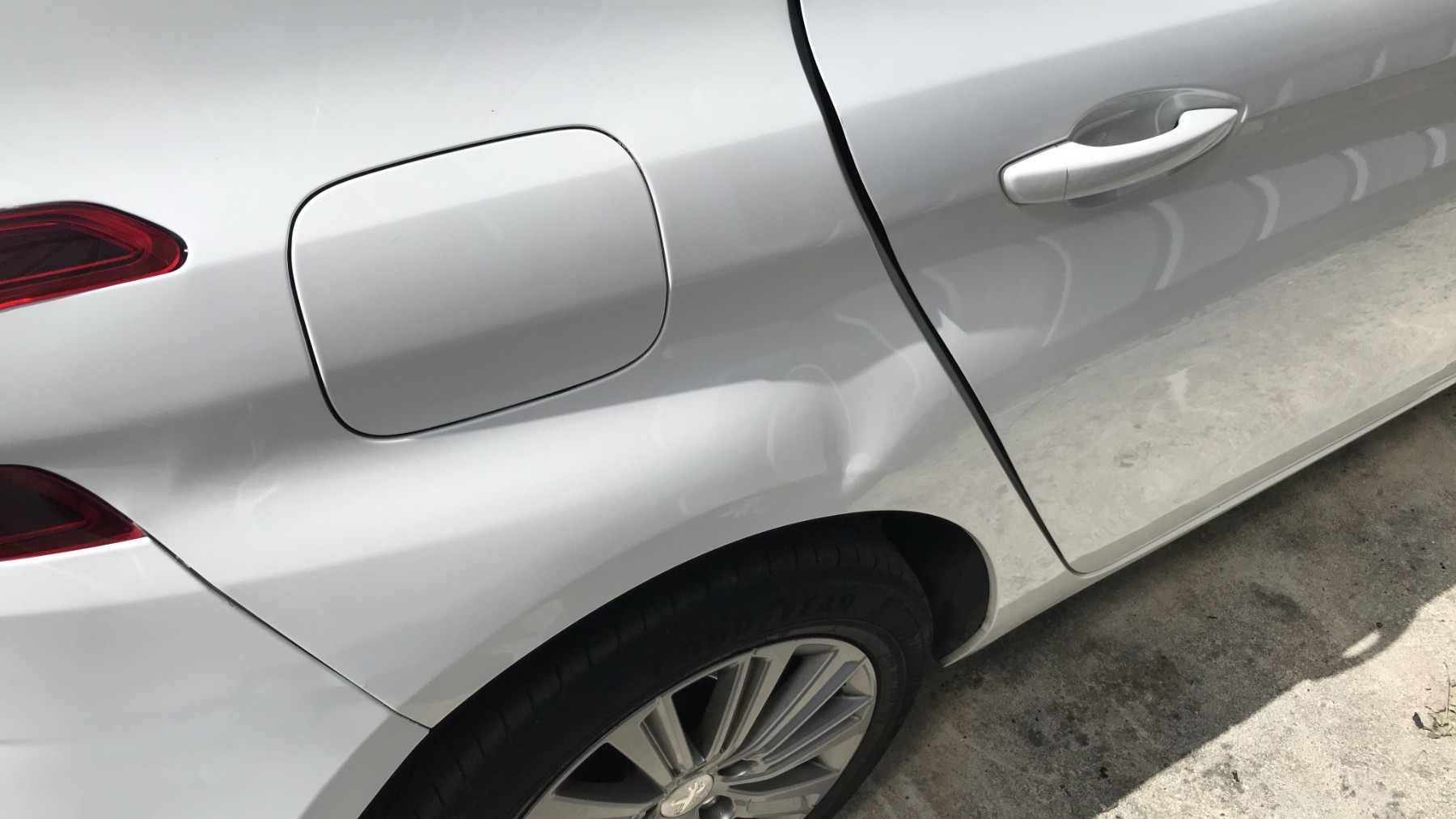 Image PEUGEOT 308 2