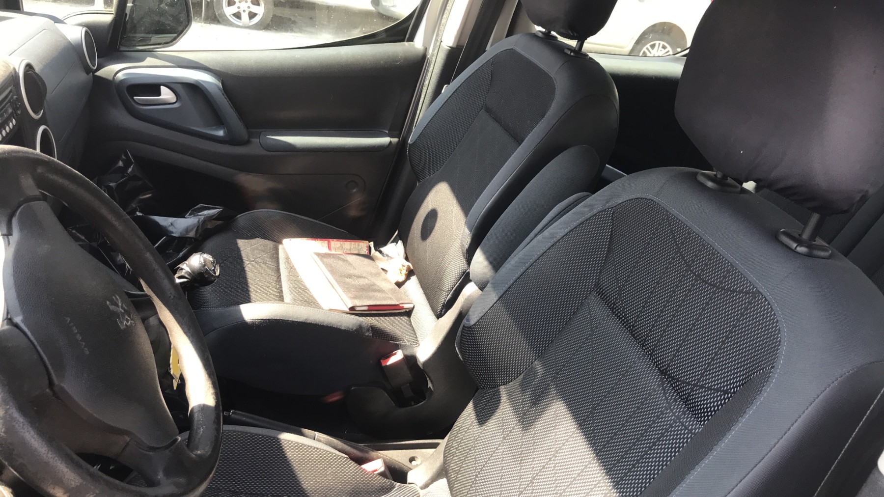Image PEUGEOT PARTNER 2