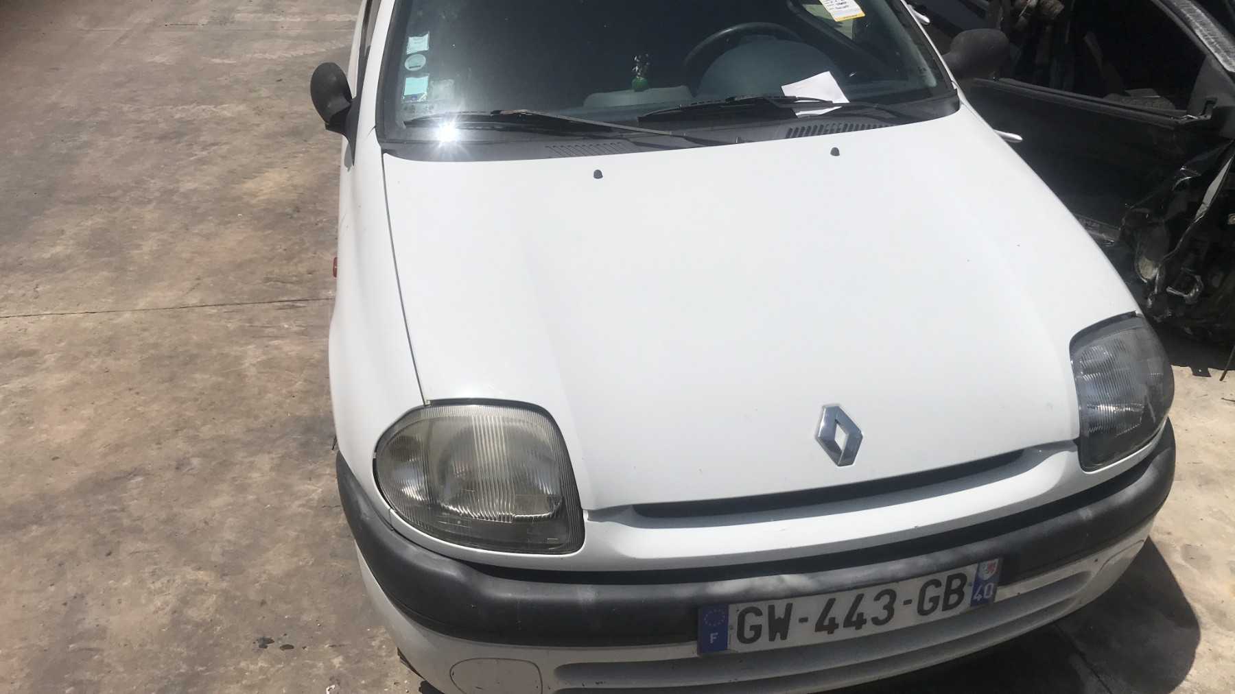 Image RENAULT CLIO 2
