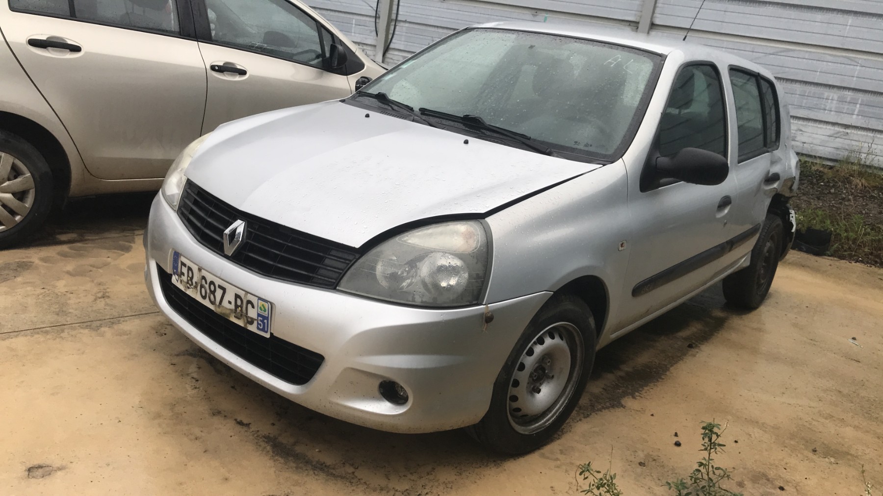 Image RENAULT CLIO 2