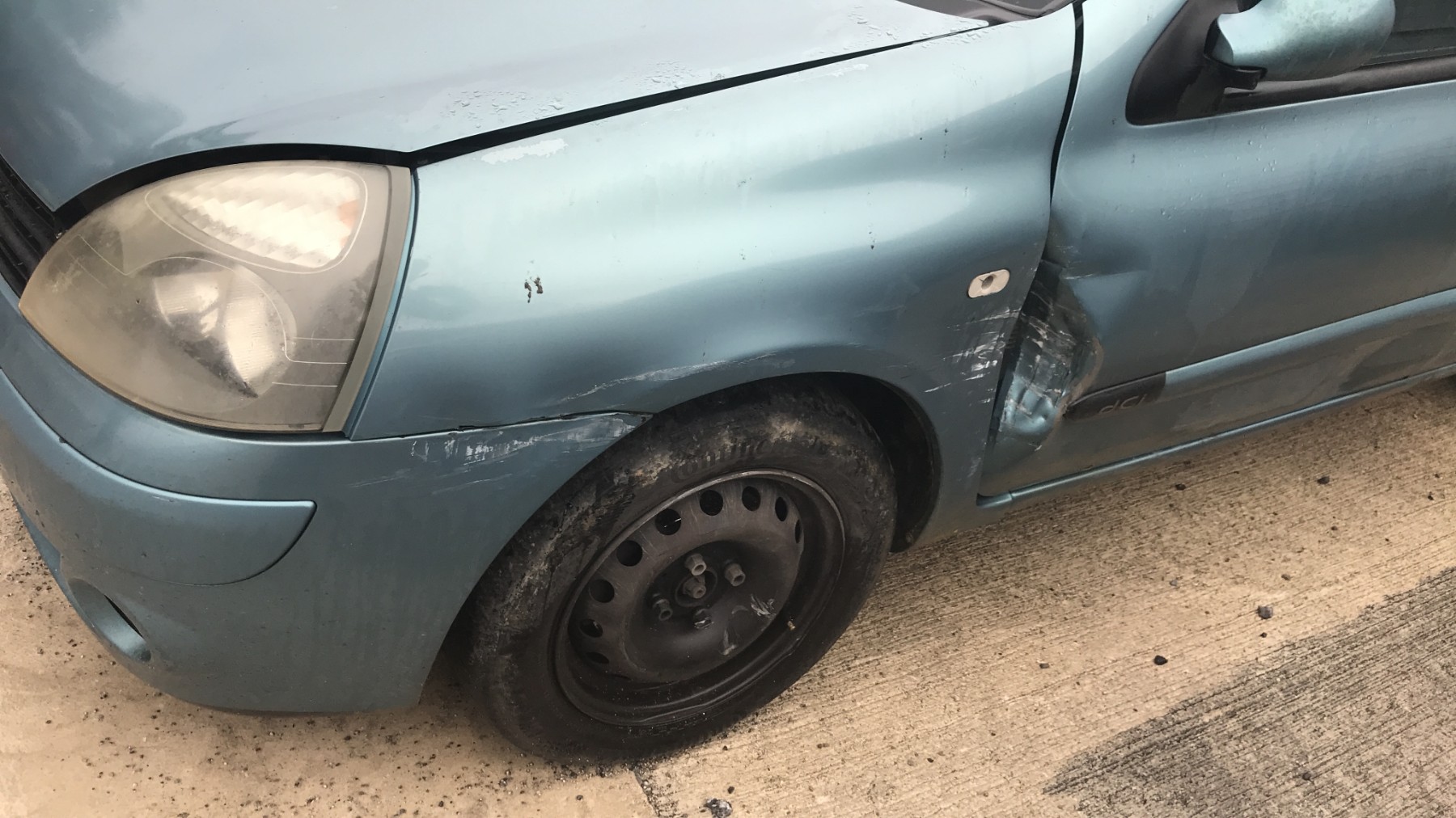 Image RENAULT CLIO 2