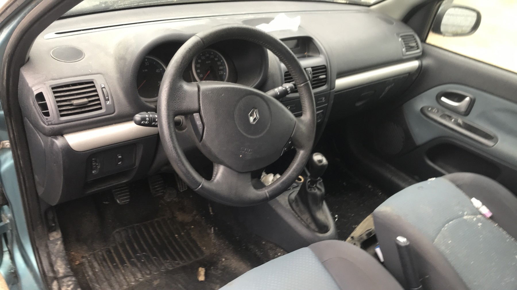 Image RENAULT CLIO 2