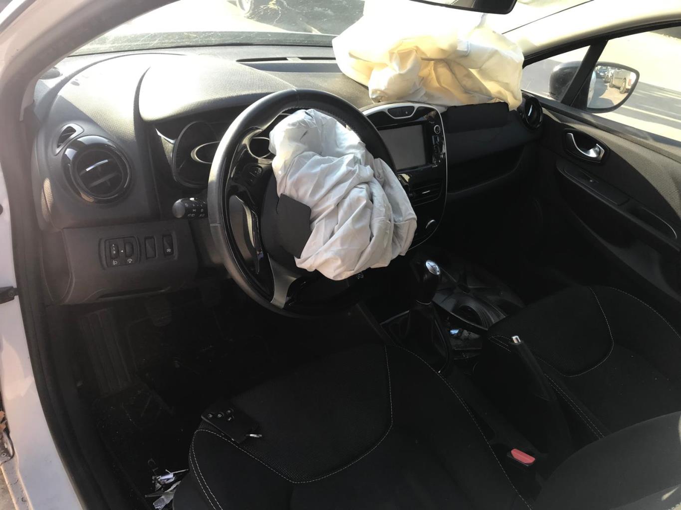 Image RENAULT CLIO 4