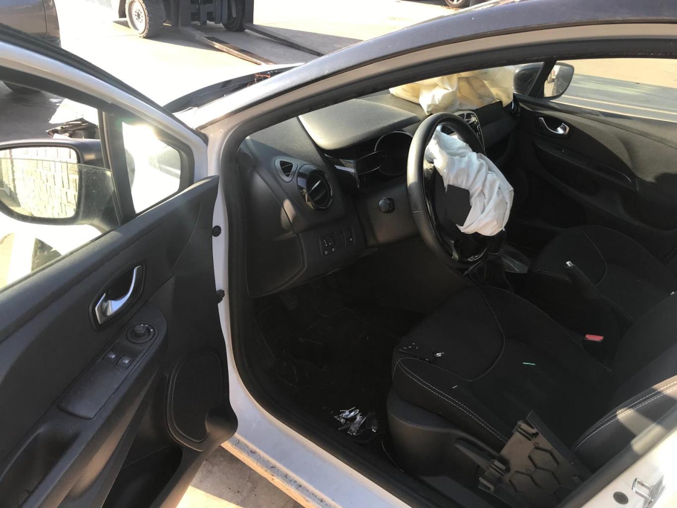Image RENAULT CLIO 4