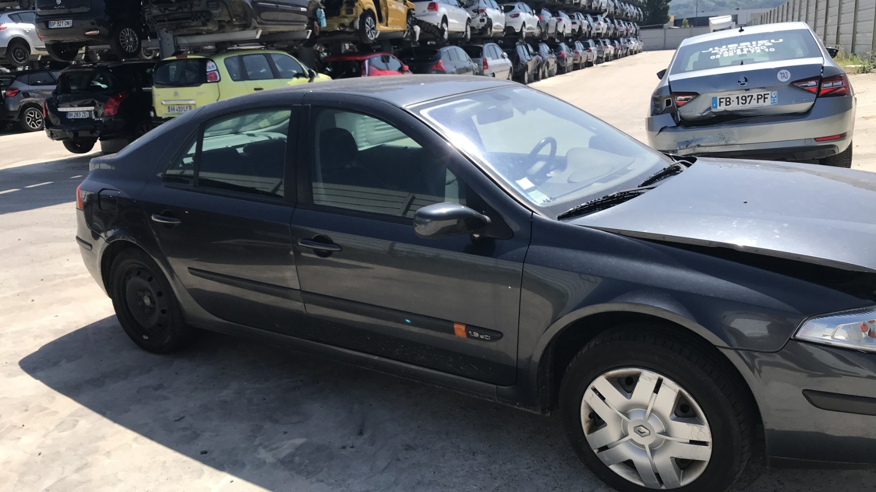 Image RENAULT LAGUNA 2