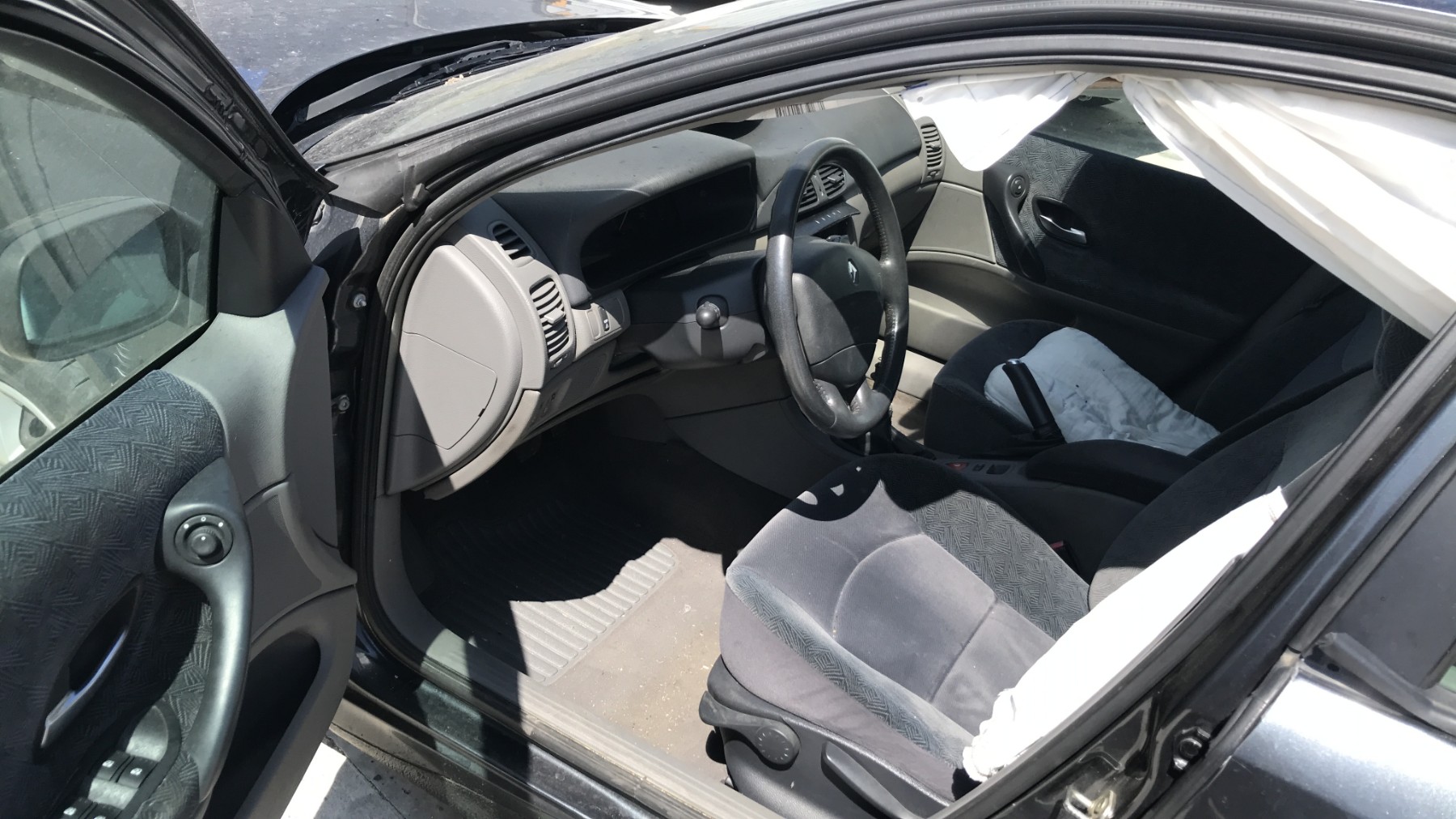 Image RENAULT LAGUNA 2