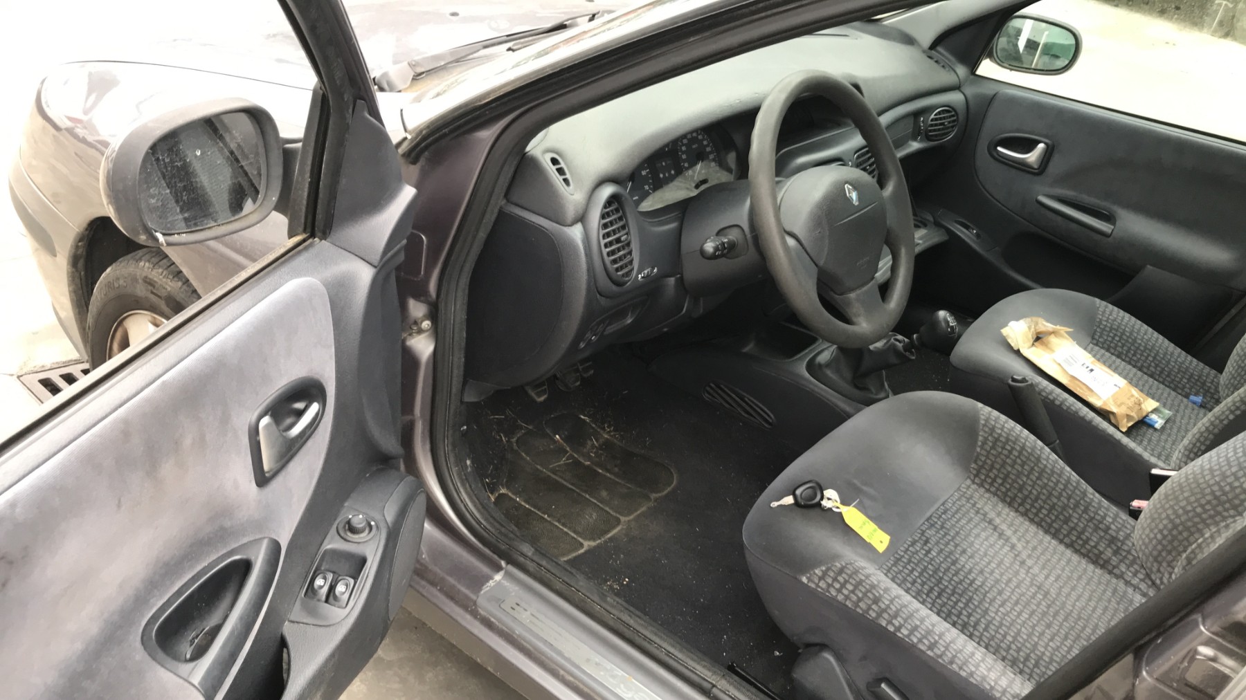 Image RENAULT MEGANE 1