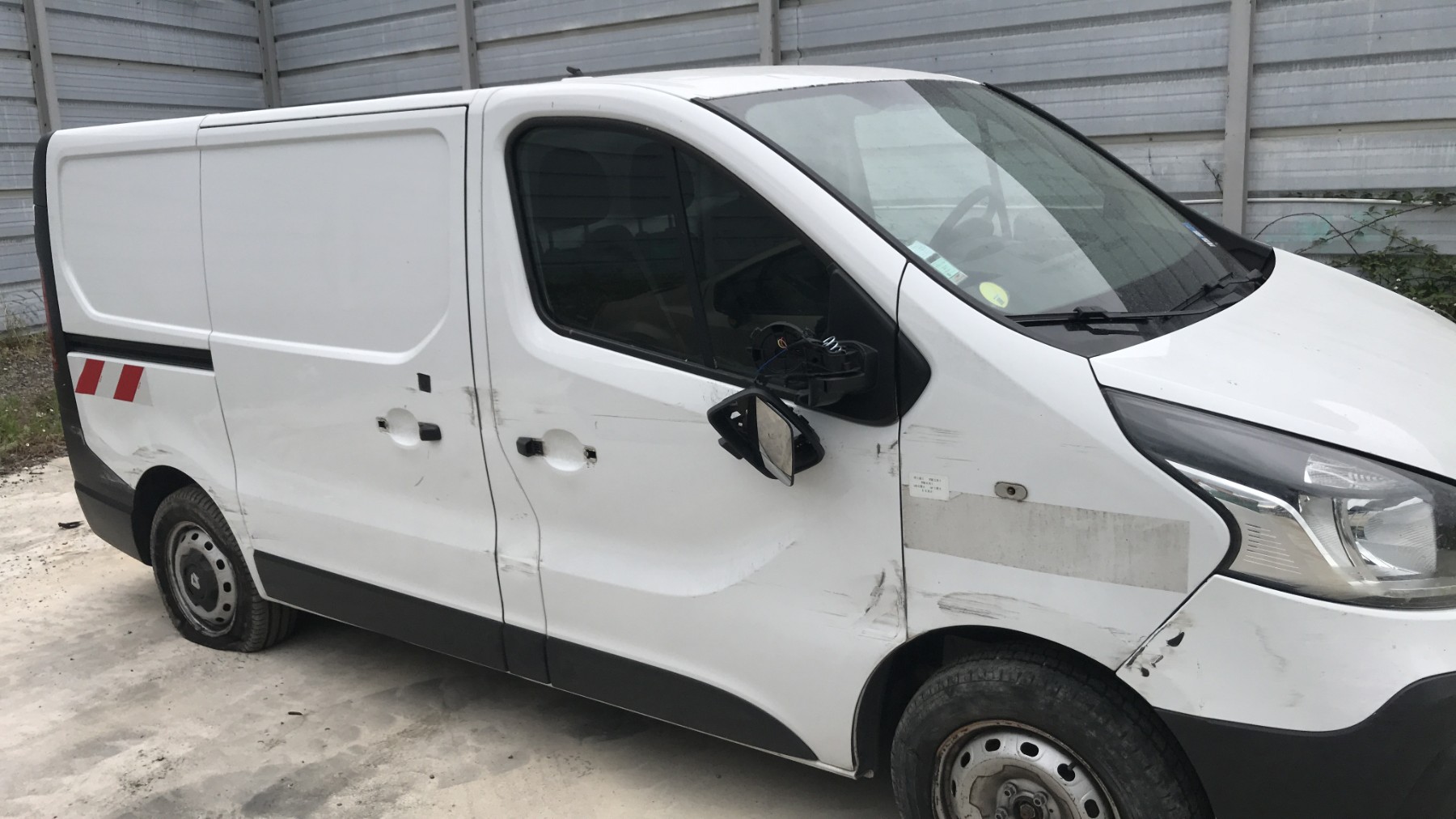 Image RENAULT TRAFIC 3 COURT